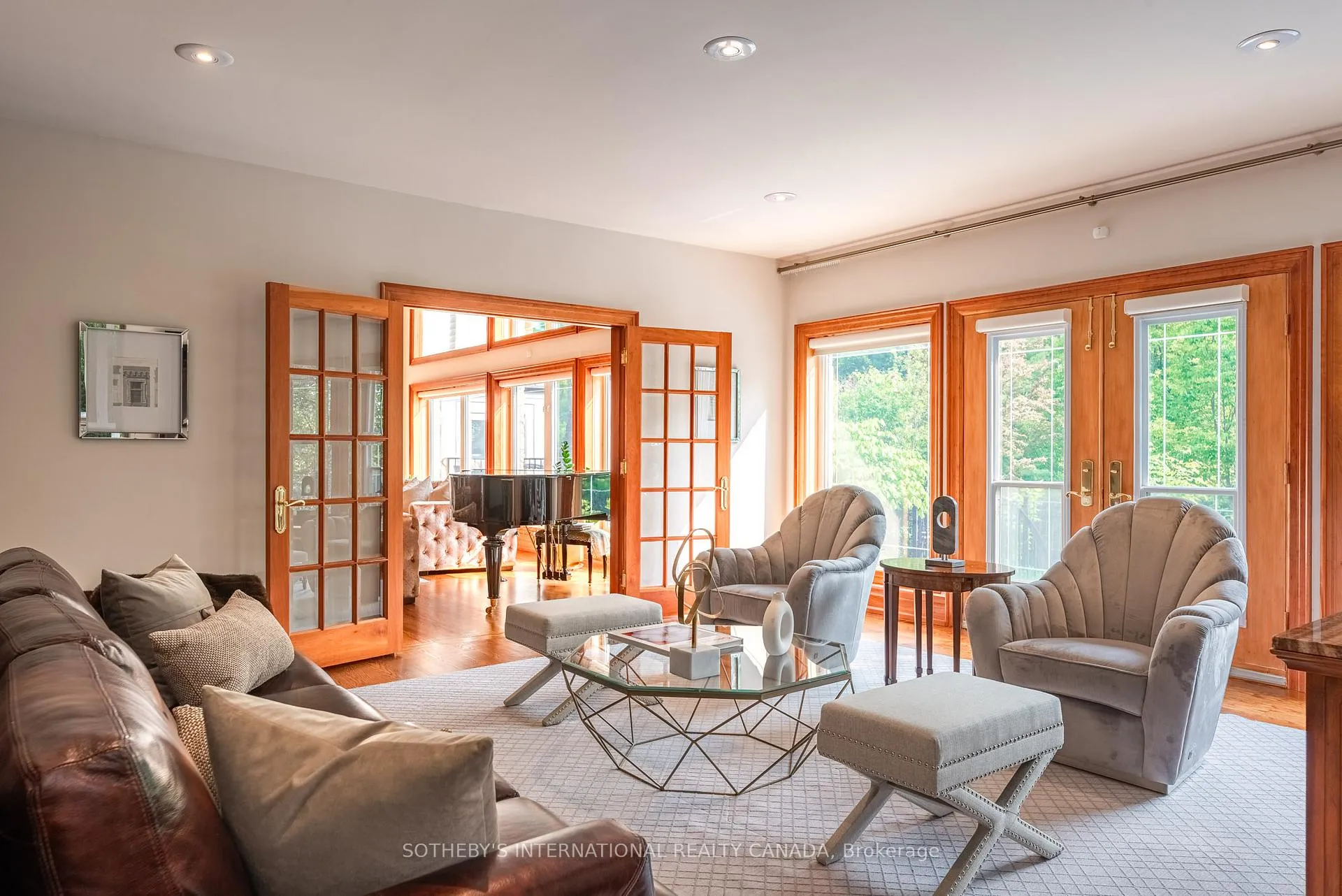 Photo 15 of 101 Paula Court, Vaughan, Kleinburg — HOMEH