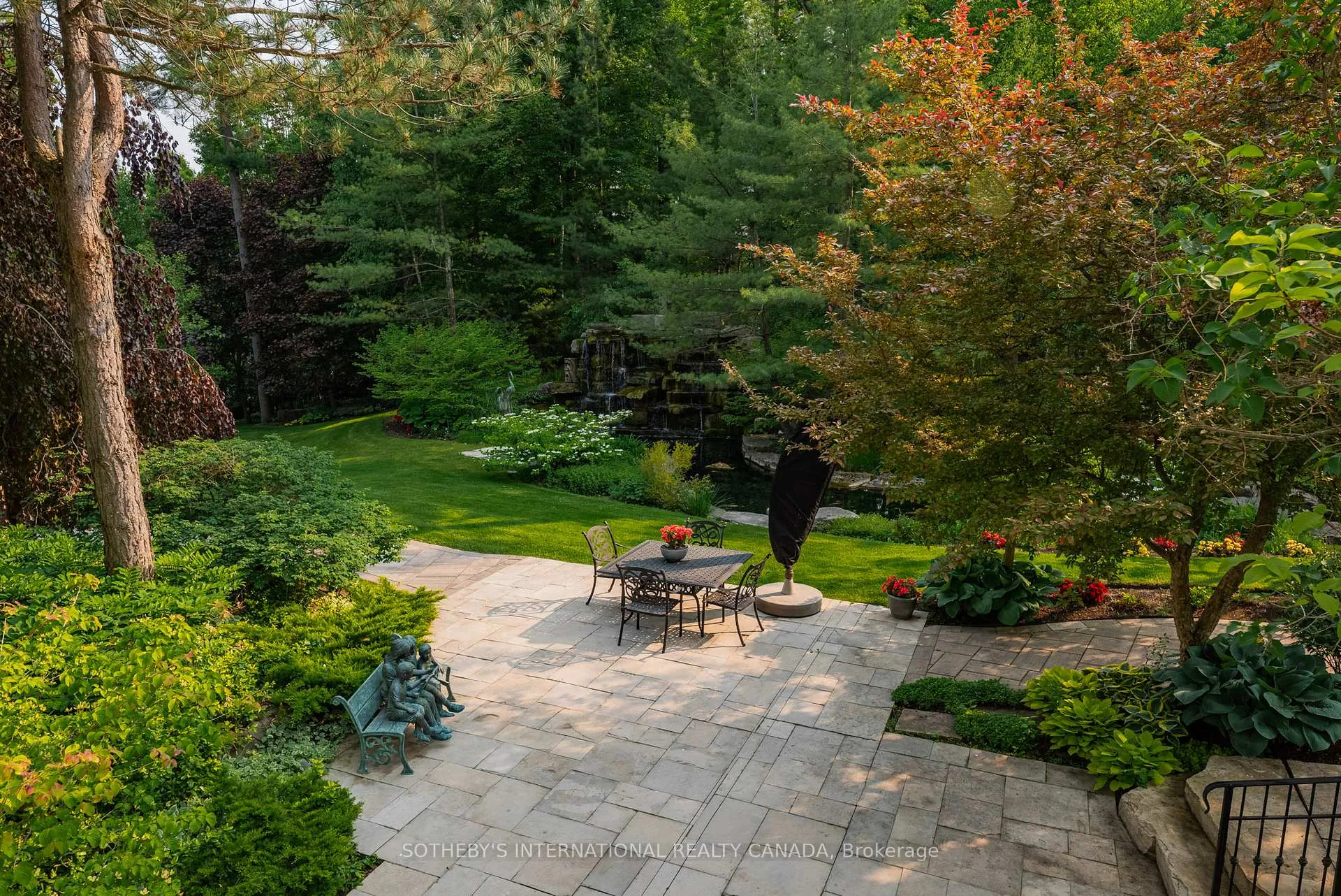 Photo 36 of 101 Paula Court, Vaughan, Kleinburg — HOMEH