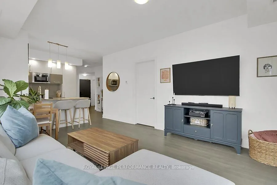 Photo 12 of Unit 1602, 255 Bay Street, Ottawa, Ottawa Centre — HOMEH