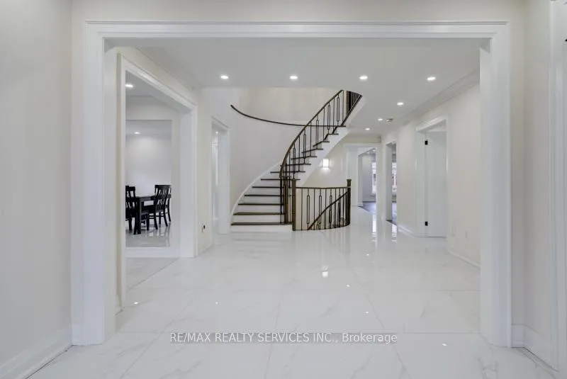 Photo 8 of 30 Queen Post Drive, Vaughan, East Woodbridge — HOMEH