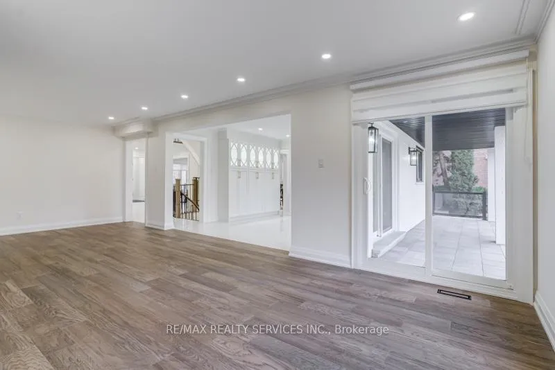 Photo 19 of 30 Queen Post Drive, Vaughan, East Woodbridge — HOMEH