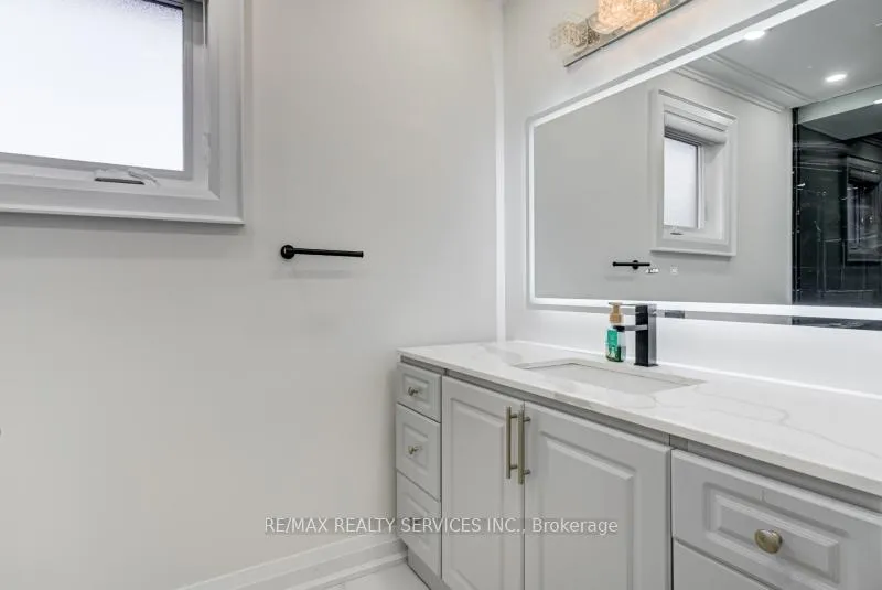 Photo 29 of 30 Queen Post Drive, Vaughan, East Woodbridge — HOMEH