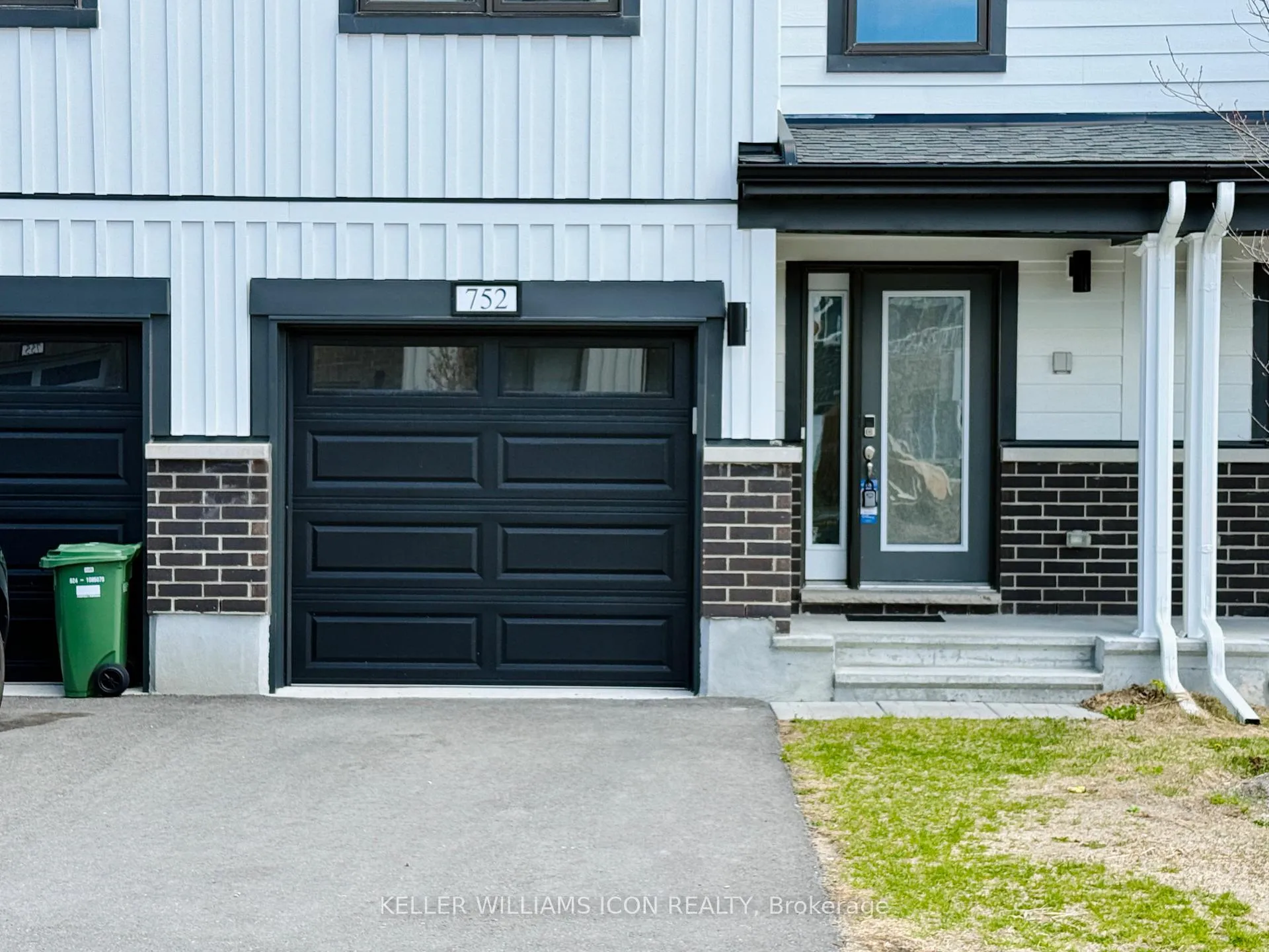 Photo 3 of 752 Kinstead Pvt, Ottawa, Stittsville (North) — HOMEH