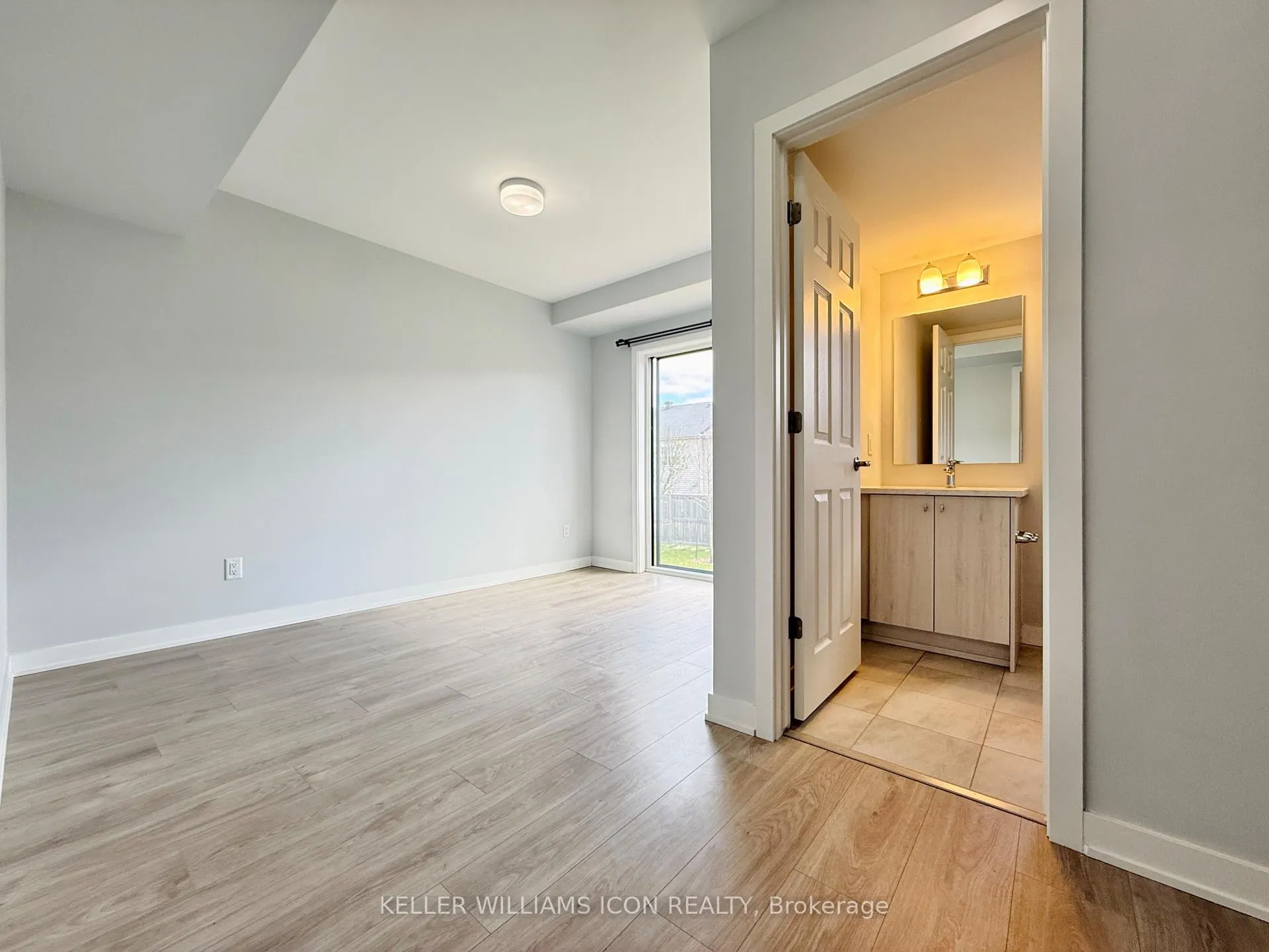 Photo 6 of 752 Kinstead Pvt, Ottawa, Stittsville (North) — HOMEH