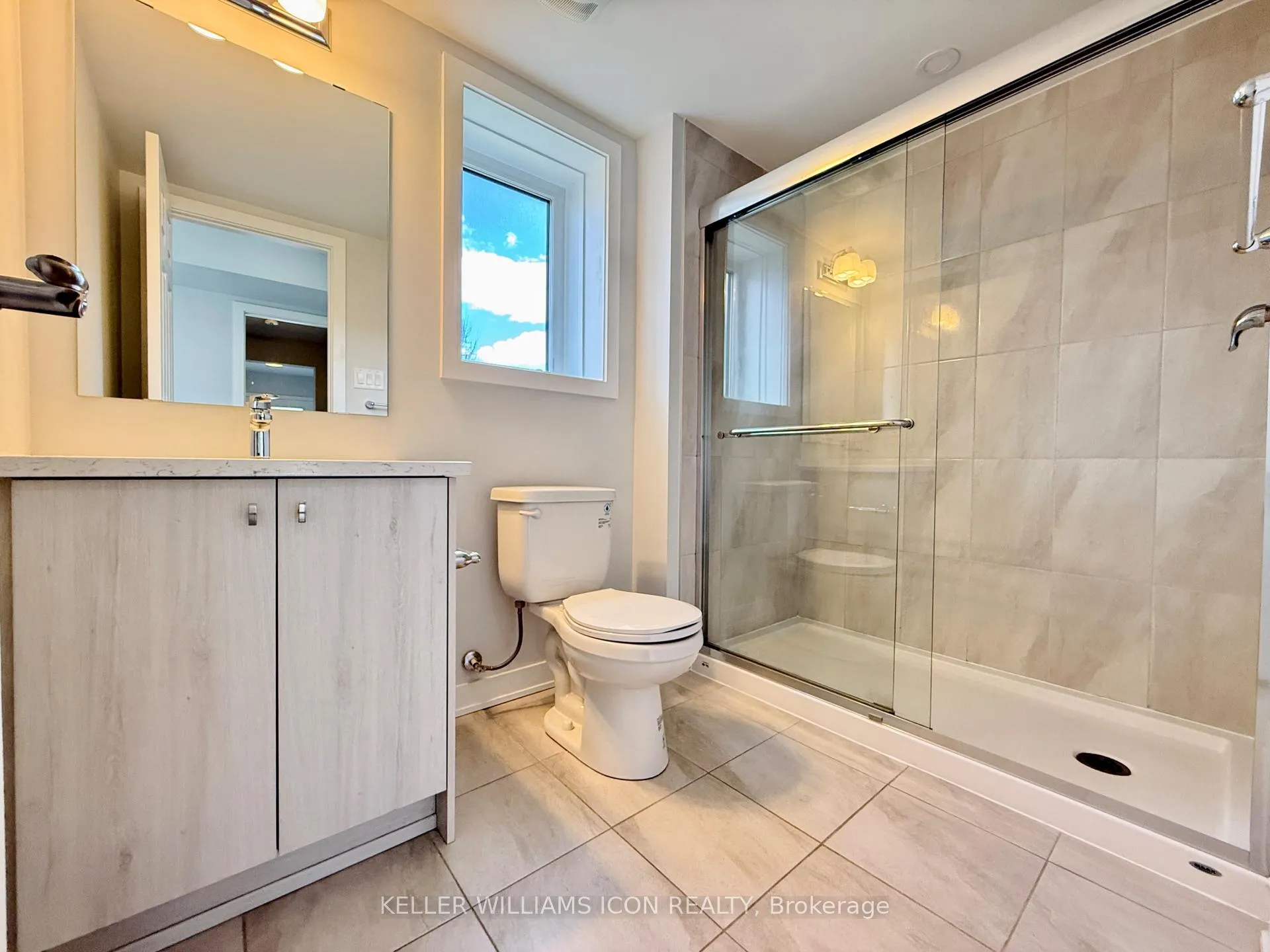 Photo 8 of 752 Kinstead Pvt, Ottawa, Stittsville (North) — HOMEH