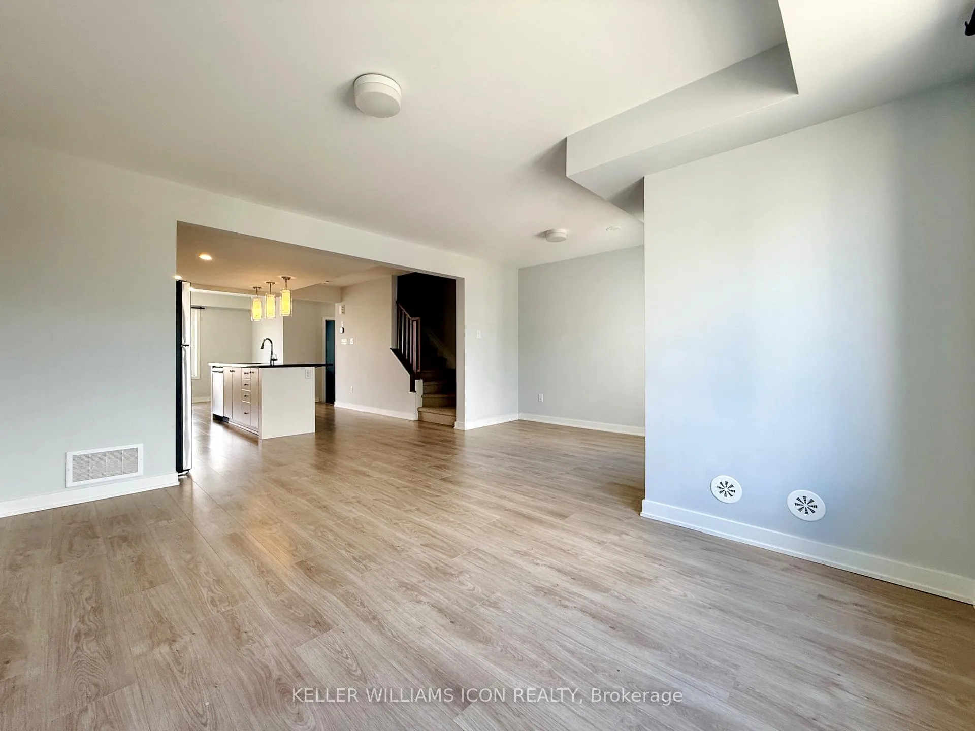 Photo 13 of 752 Kinstead Pvt, Ottawa, Stittsville (North) — HOMEH