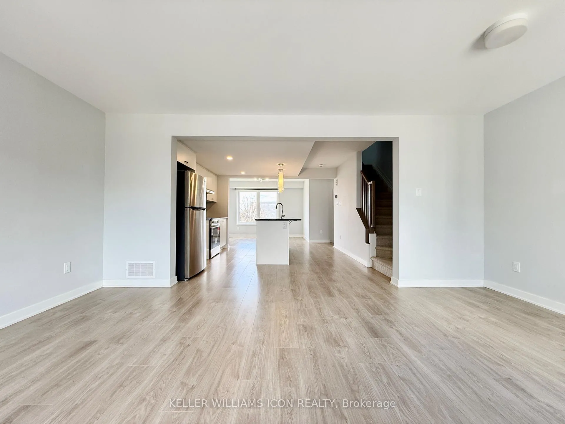 Photo 15 of 752 Kinstead Pvt, Ottawa, Stittsville (North) — HOMEH