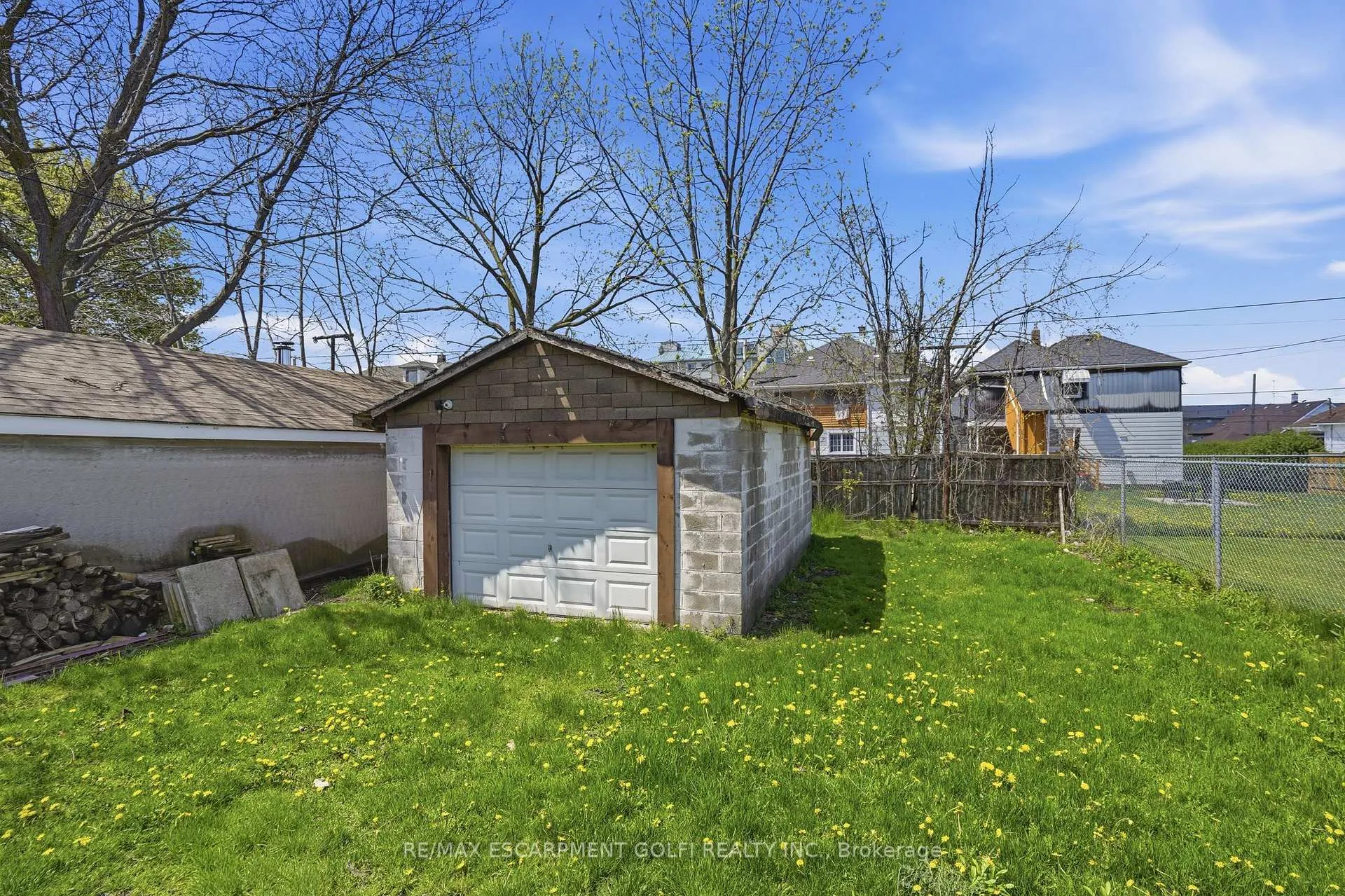 Photo 43 of 5671-5673 Desson Avenue, Niagara Falls, Clifton Hill — HOMEH