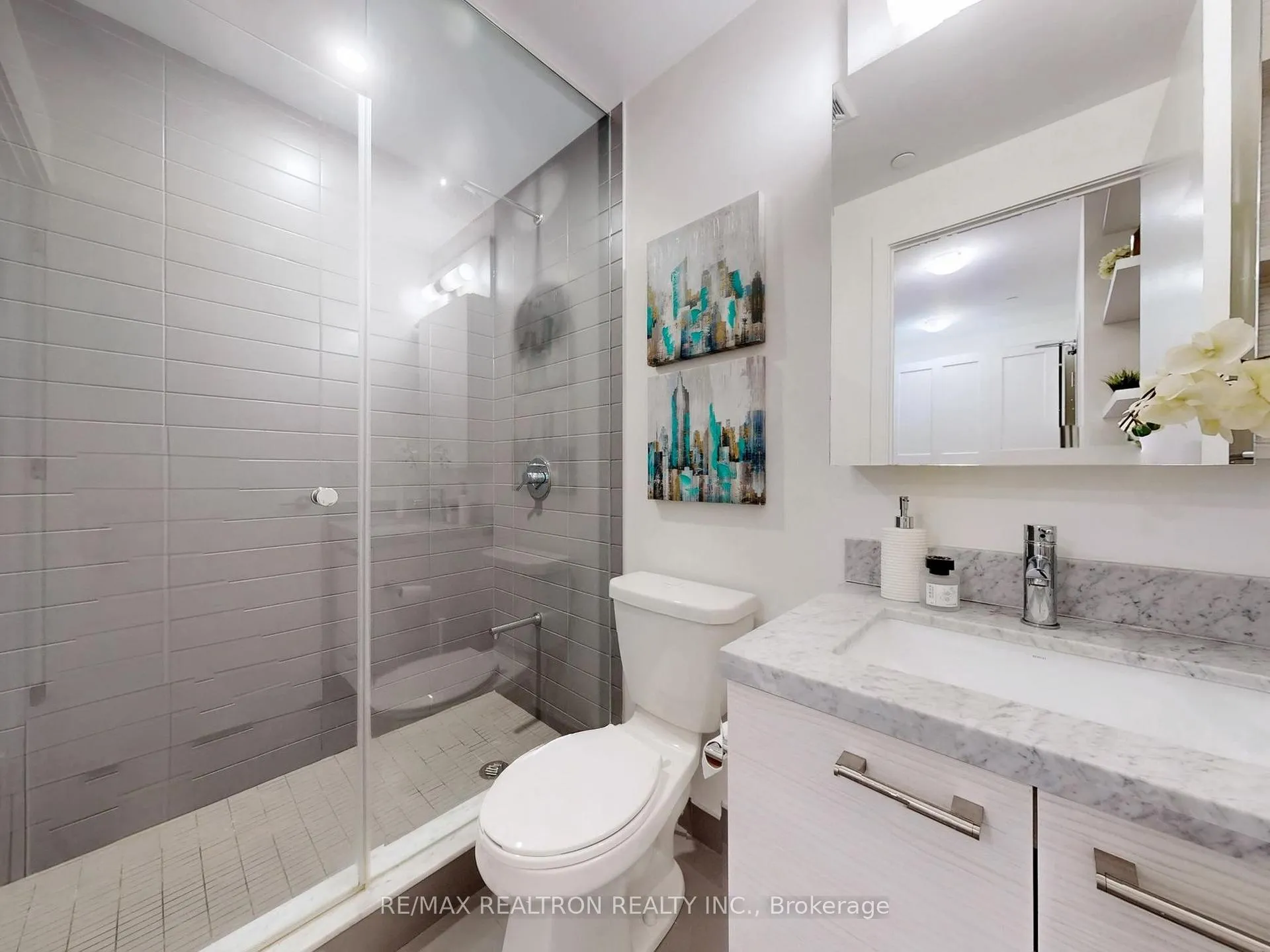 Photo 14 of Unit 213, 2221 Yonge Street, Toronto, Mount Pleasant West — HOMEH