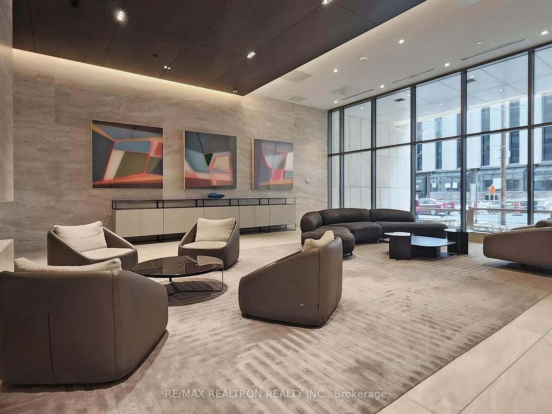 Photo 18 of Unit 213, 2221 Yonge Street, Toronto, Mount Pleasant West — HOMEH