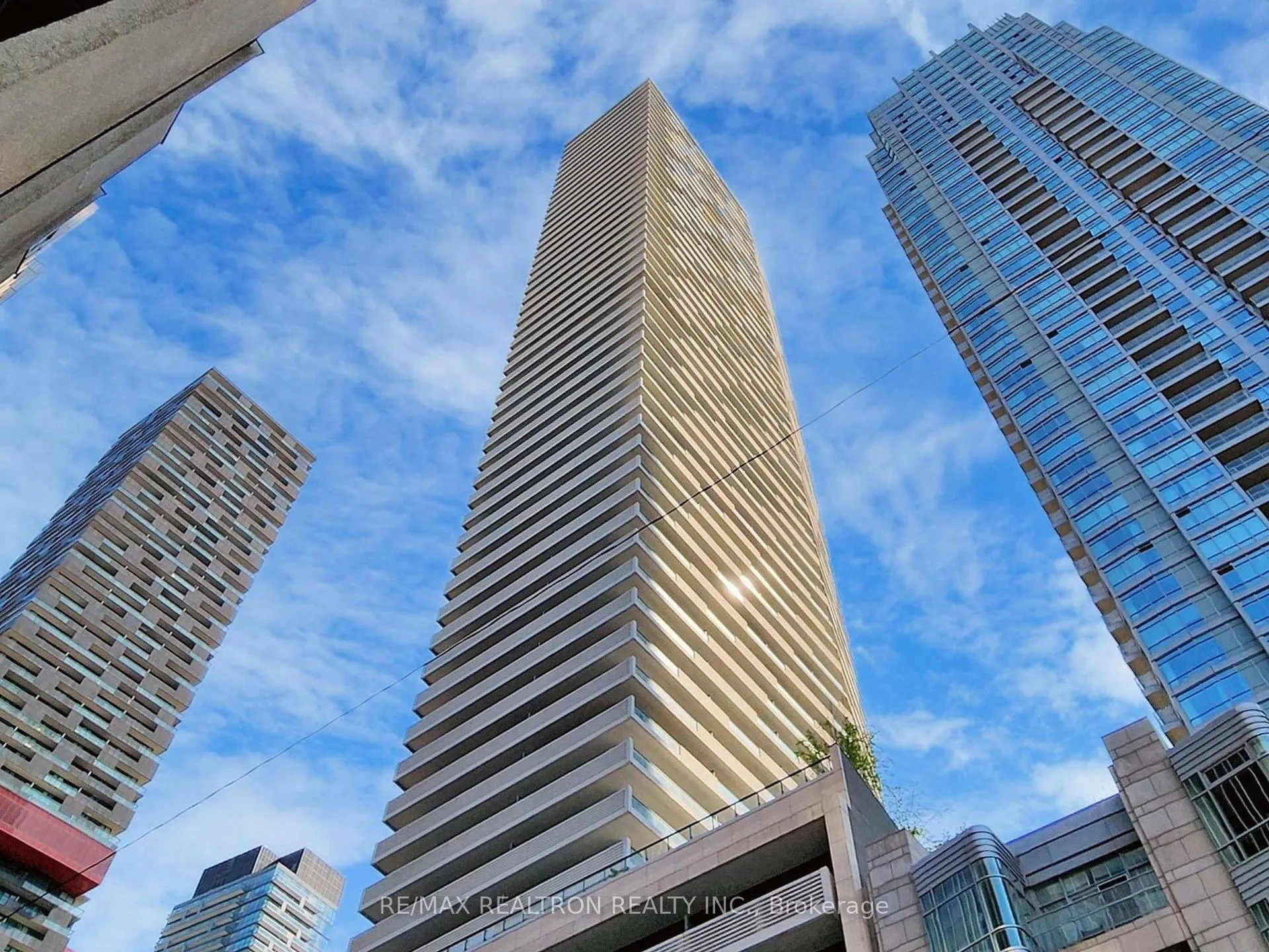 Photo 23 of Unit 213, 2221 Yonge Street, Toronto, Mount Pleasant West — HOMEH