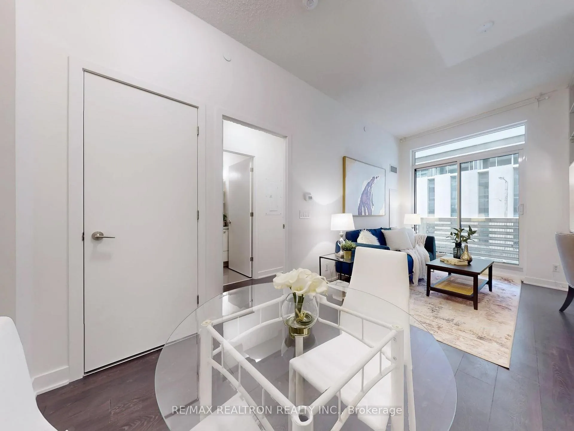 Photo 24 of Unit 213, 2221 Yonge Street, Toronto, Mount Pleasant West — HOMEH