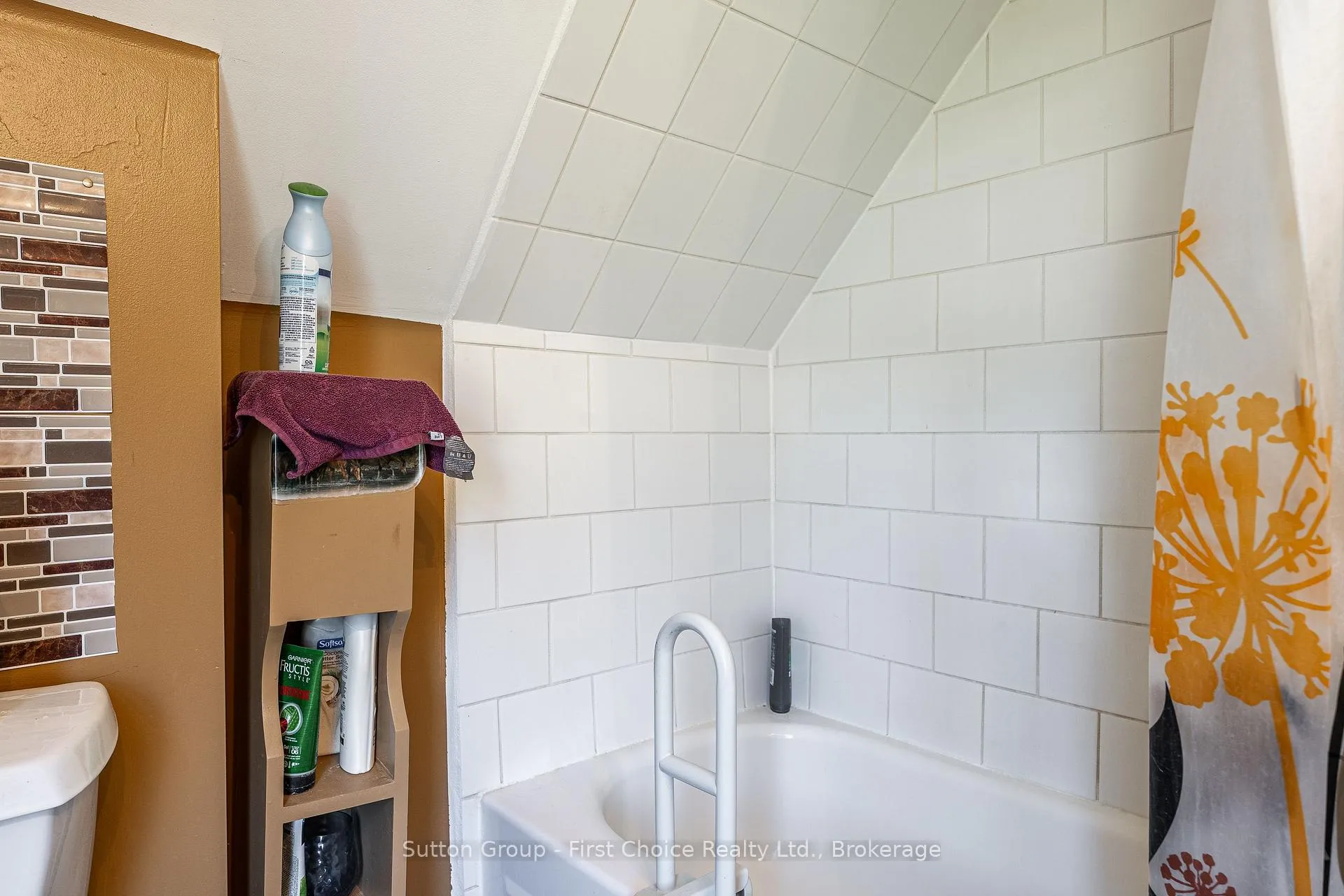 Photo 16 of 193 Ontario Road, West Perth, Mitchell — HOMEH