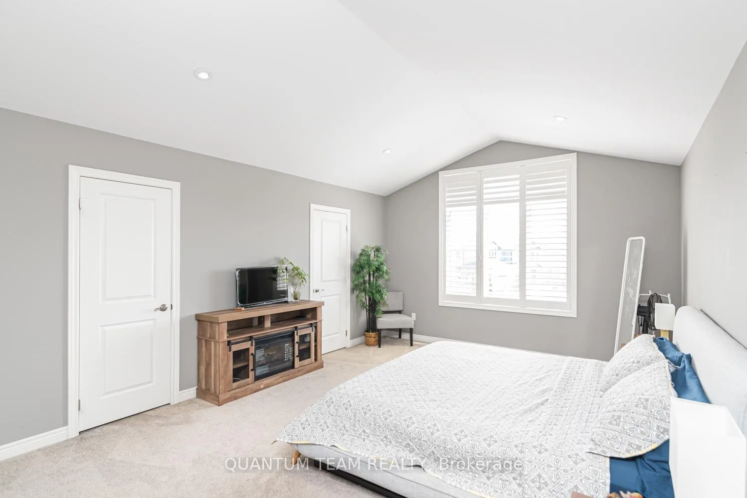 Photo 35 of 9232 Shoveller Drive, Niagara Falls, Forestview — HOMEH