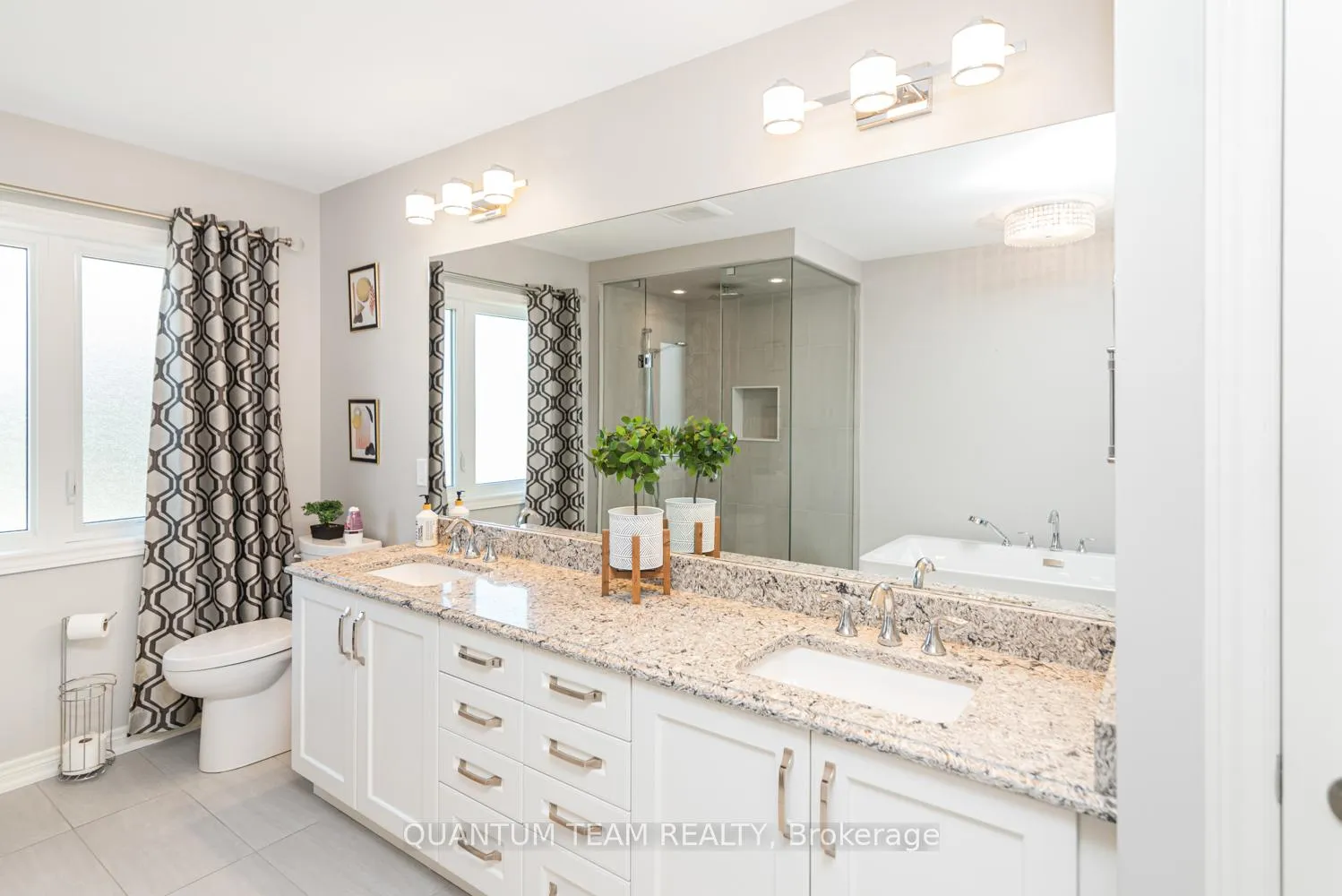Photo 37 of 9232 Shoveller Drive, Niagara Falls, Forestview — HOMEH