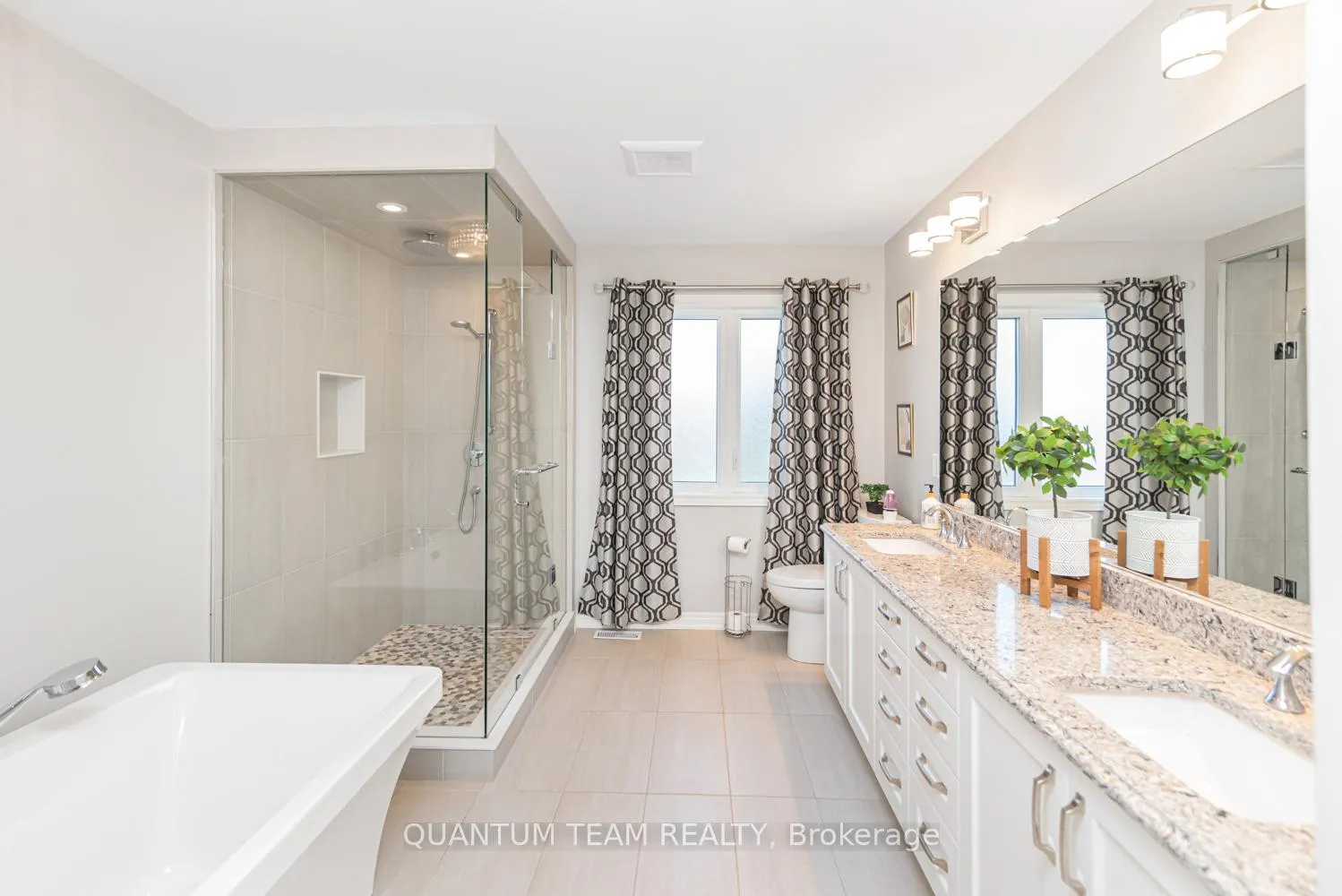 Photo 40 of 9232 Shoveller Drive, Niagara Falls, Forestview — HOMEH