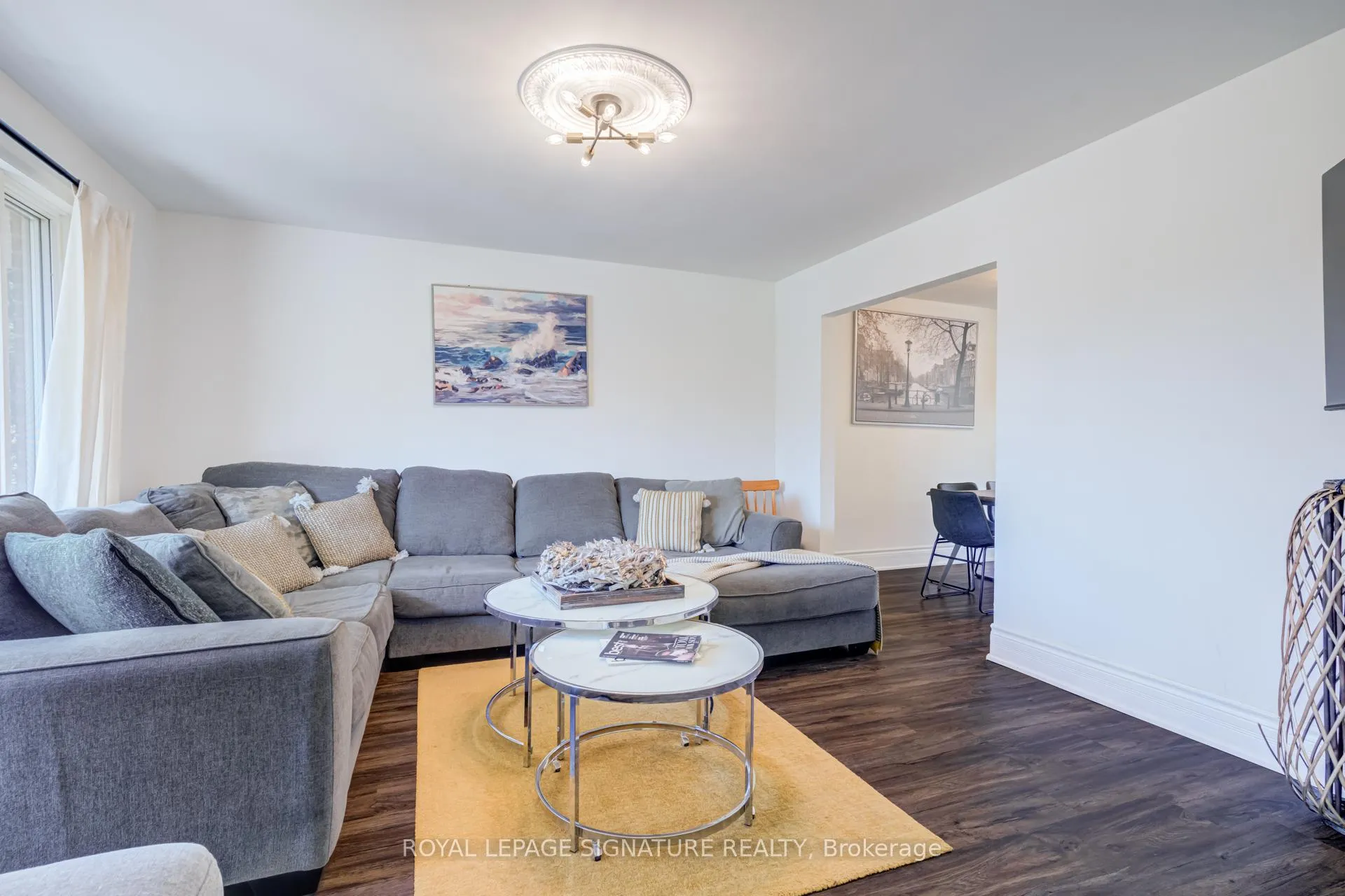 Photo 8 of 411 Maplehurst Avenue, Oakville, West — HOMEH
