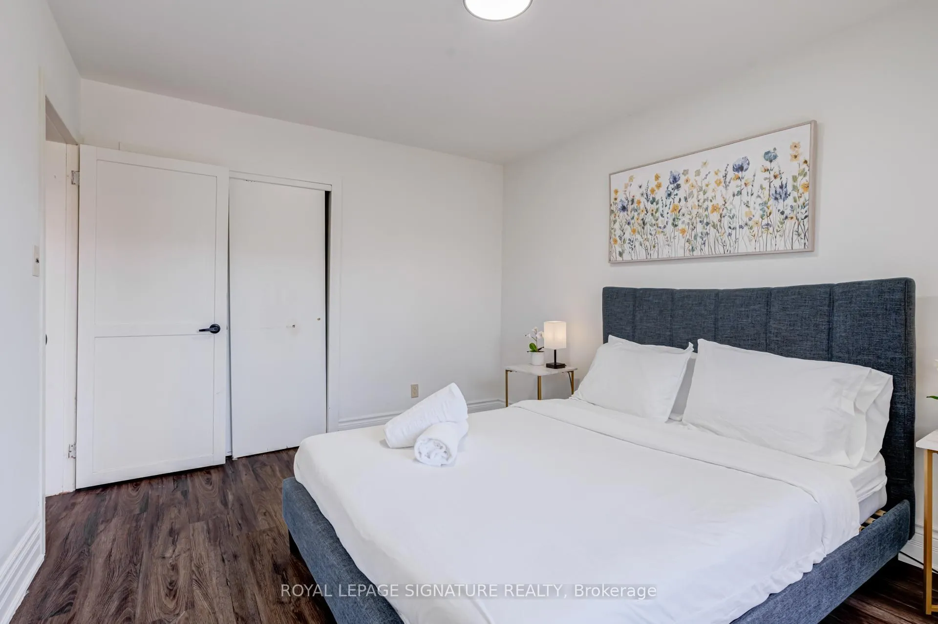 Photo 15 of 411 Maplehurst Avenue, Oakville, West — HOMEH