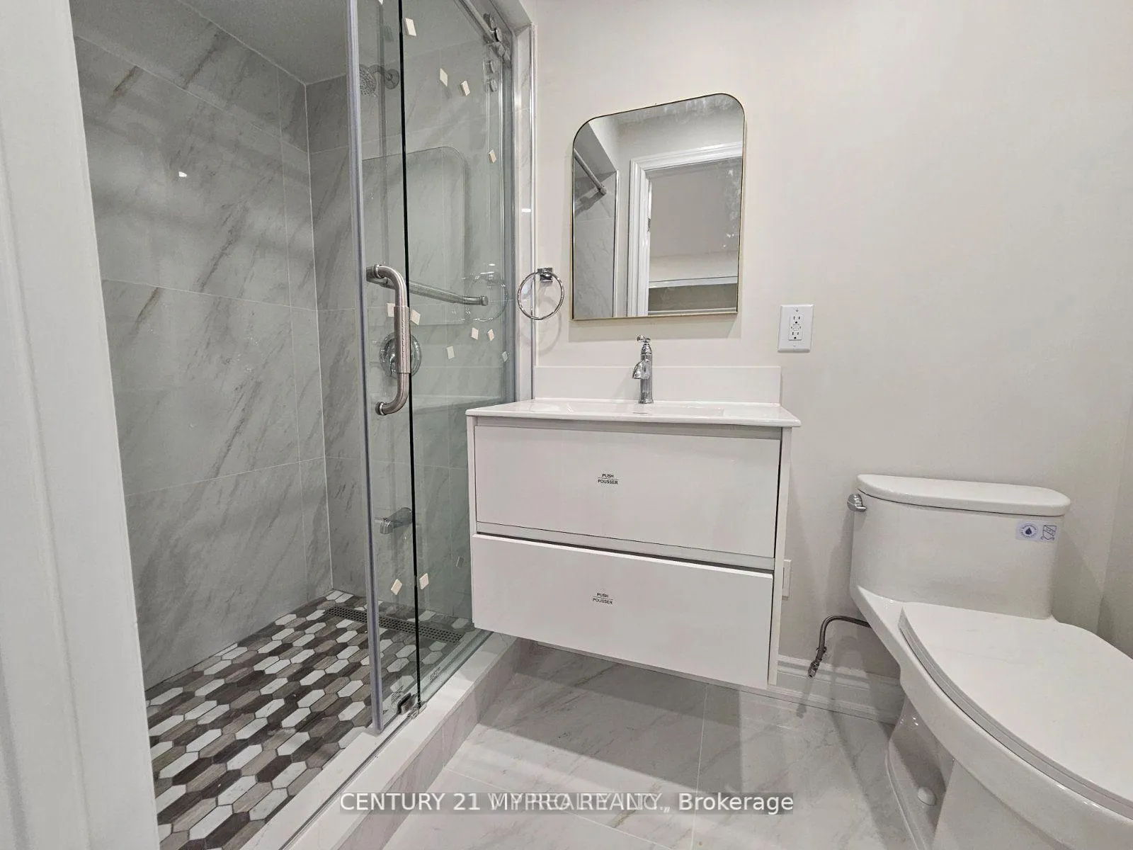Photo 5 of Unit Basement, 25 Kentley Street, Markham, Berczy — HOMEH