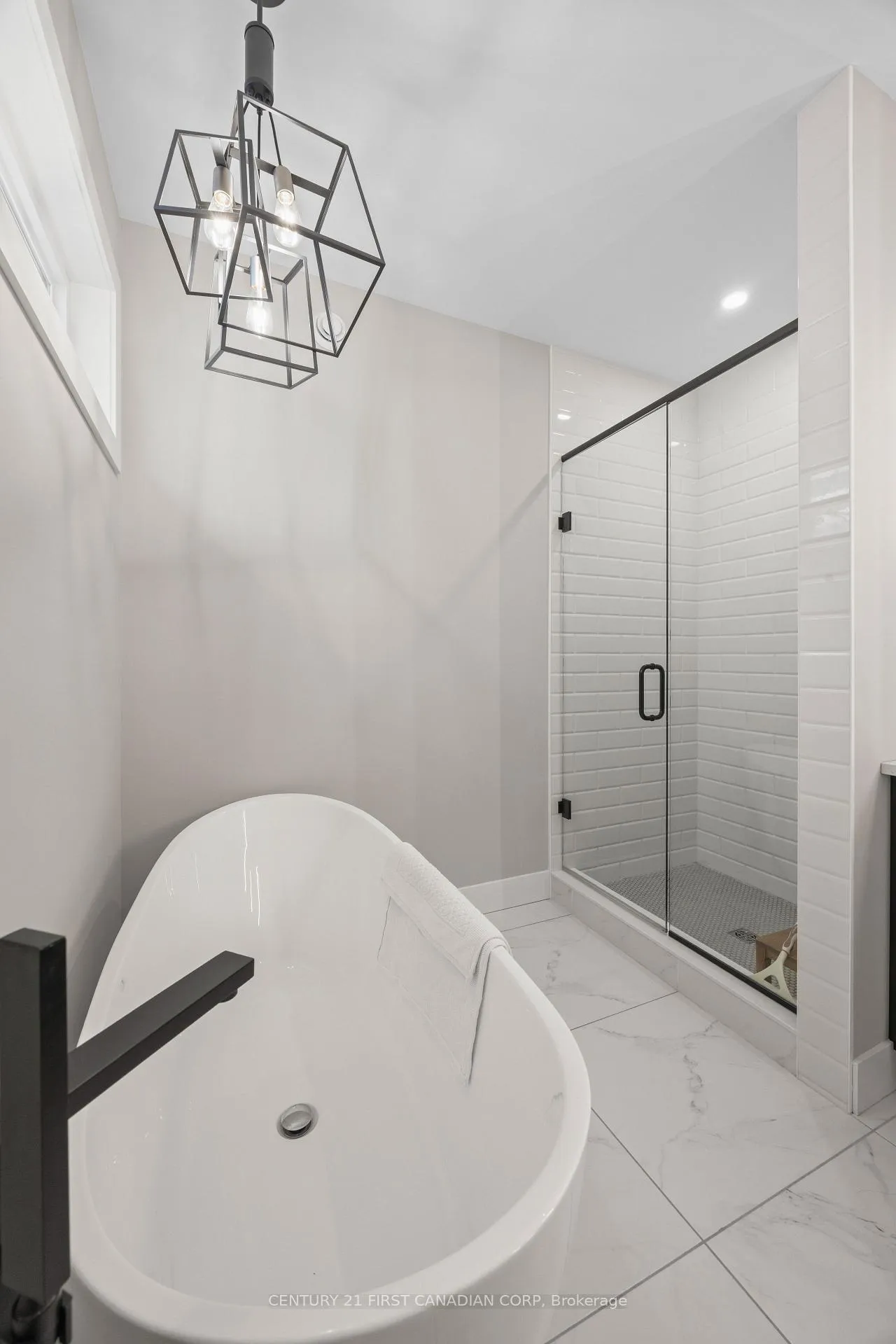 Photo 20 of 65 Deerfield Road, Lambton Shores, Grand Bend — HOMEH