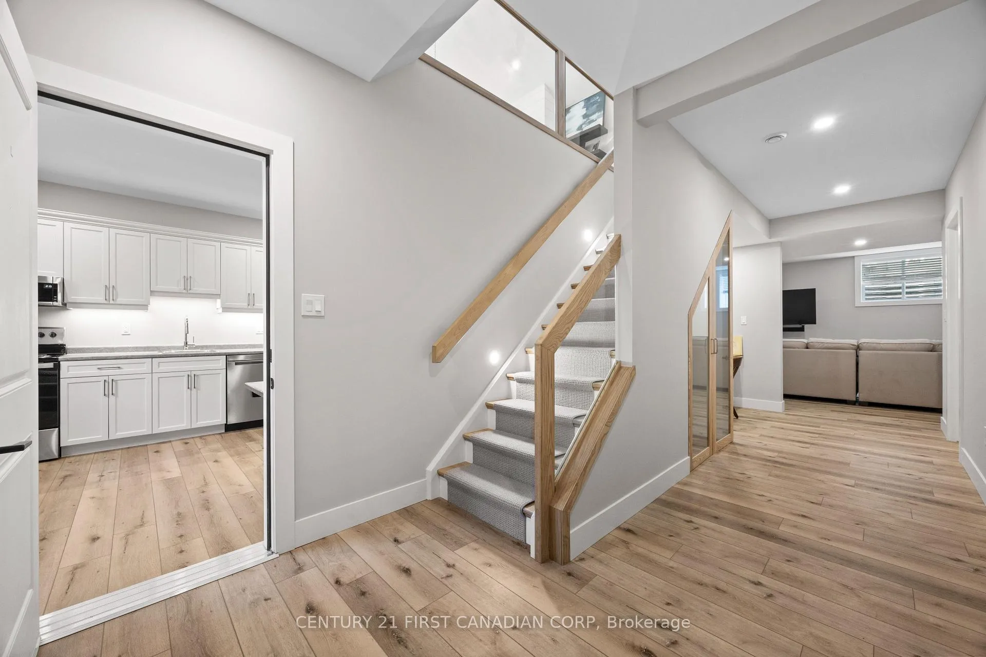 Photo 25 of 65 Deerfield Road, Lambton Shores, Grand Bend — HOMEH