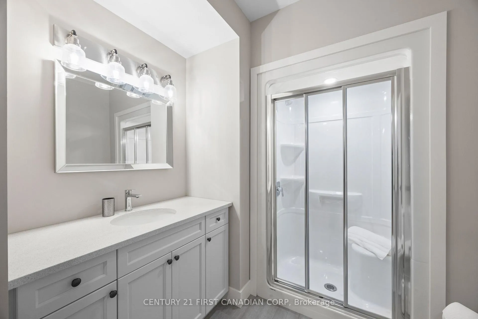 Photo 30 of 65 Deerfield Road, Lambton Shores, Grand Bend — HOMEH