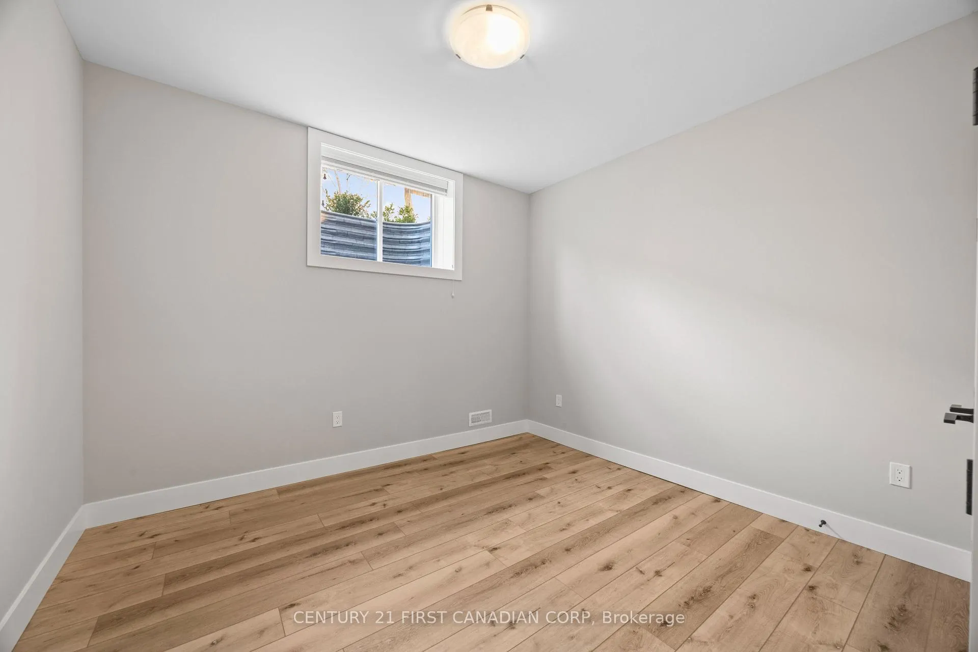 Photo 34 of 65 Deerfield Road, Lambton Shores, Grand Bend — HOMEH
