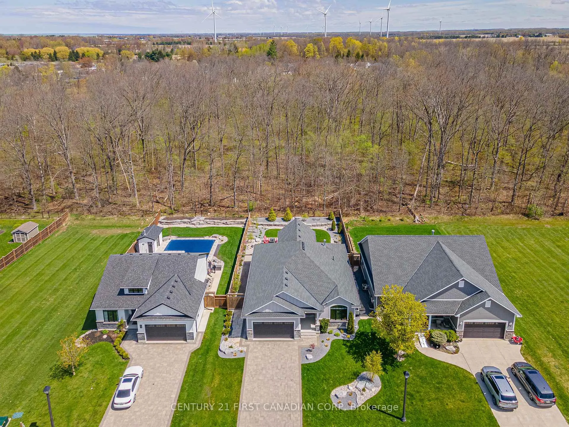 Photo 48 of 65 Deerfield Road, Lambton Shores, Grand Bend — HOMEH