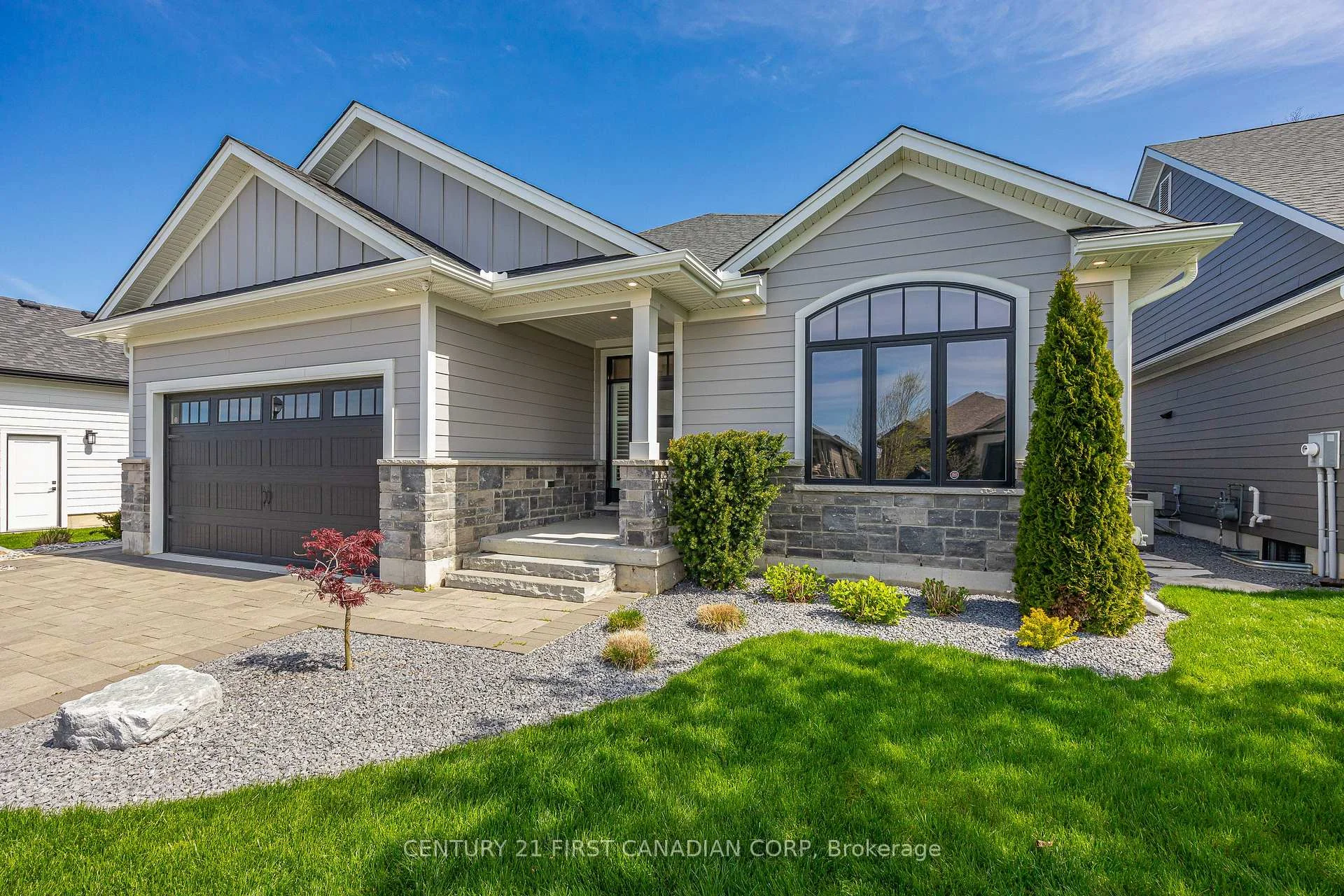 Photo 5 of 65 Deerfield Road, Lambton Shores, Grand Bend — HOMEH