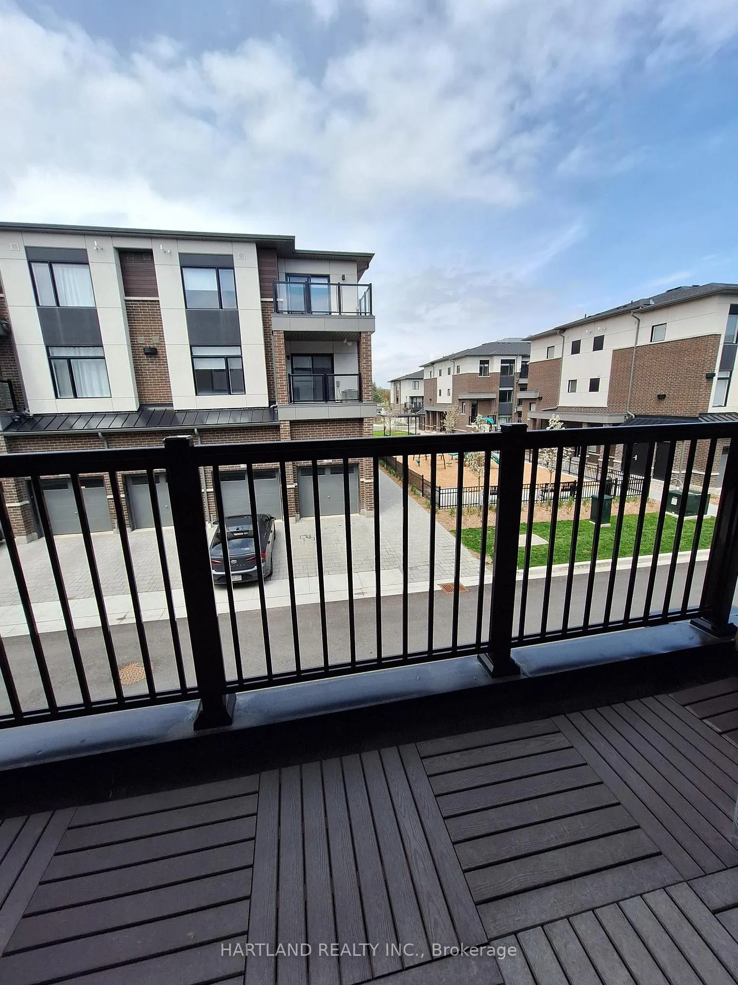 Photo 8 of Unit 1202, 1695 Dersan Street, Pickering, Duffin Heights — HOMEH