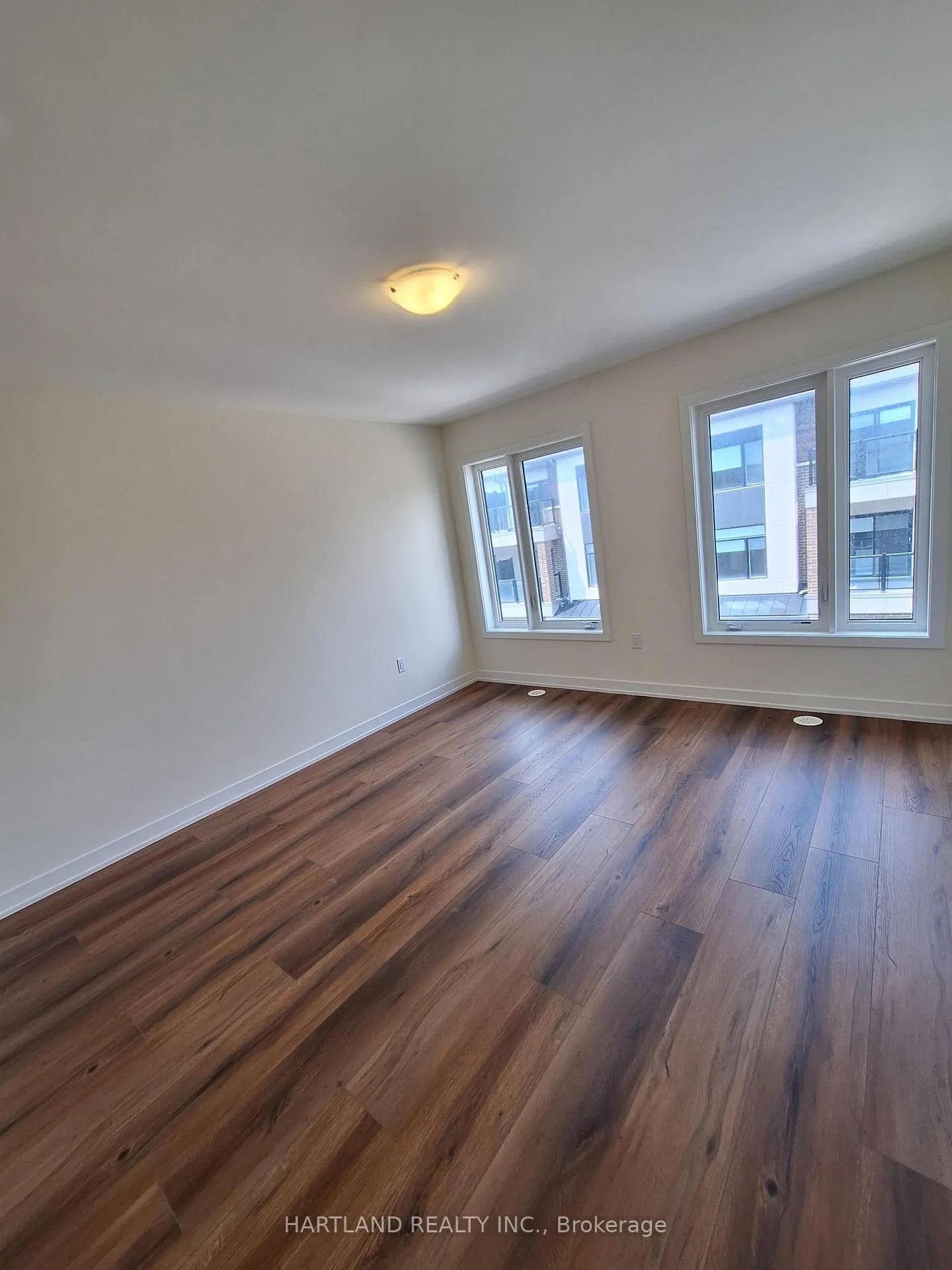 Photo 13 of Unit 1202, 1695 Dersan Street, Pickering, Duffin Heights — HOMEH