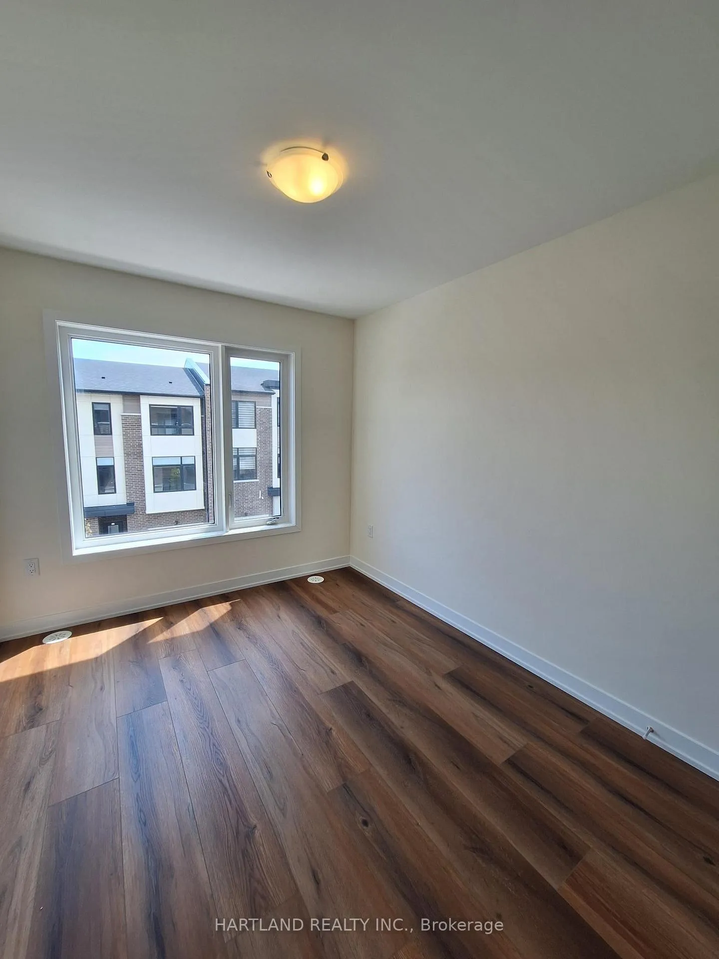 Photo 17 of Unit 1202, 1695 Dersan Street, Pickering, Duffin Heights — HOMEH