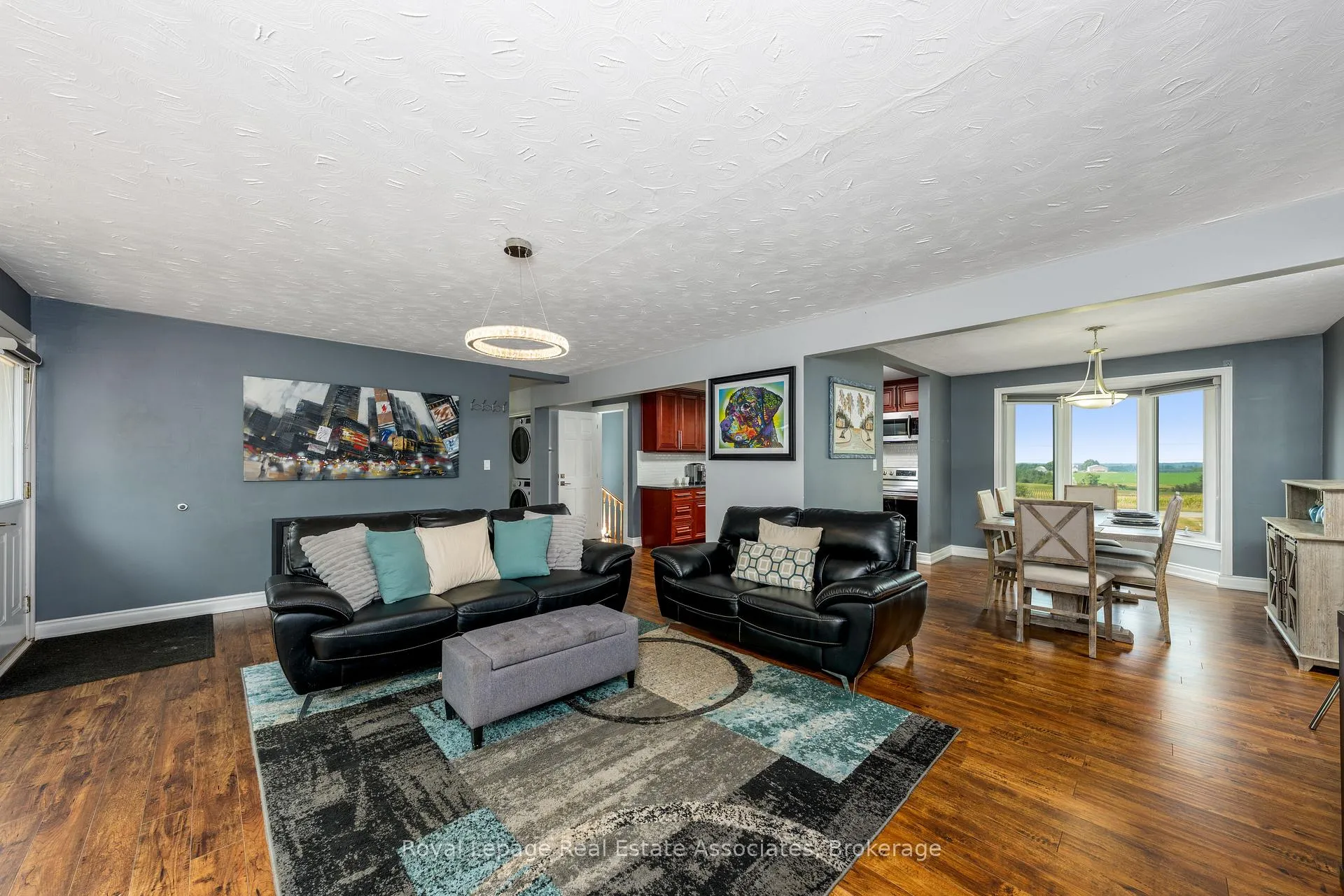 Photo 12 of 5527 Trafalgar Road, Erin, Rural Erin — HOMEH