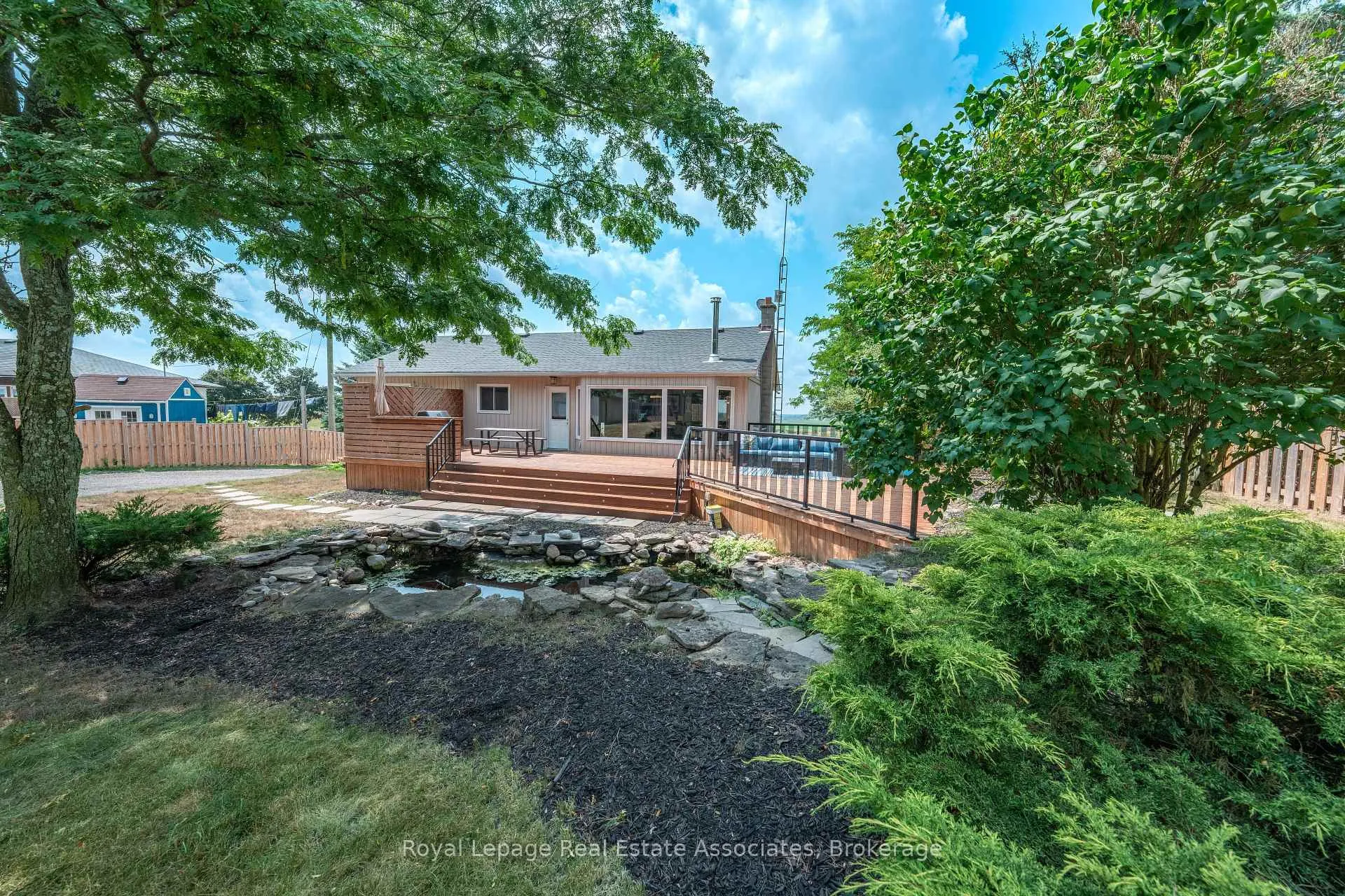 Photo 36 of 5527 Trafalgar Road, Erin, Rural Erin — HOMEH