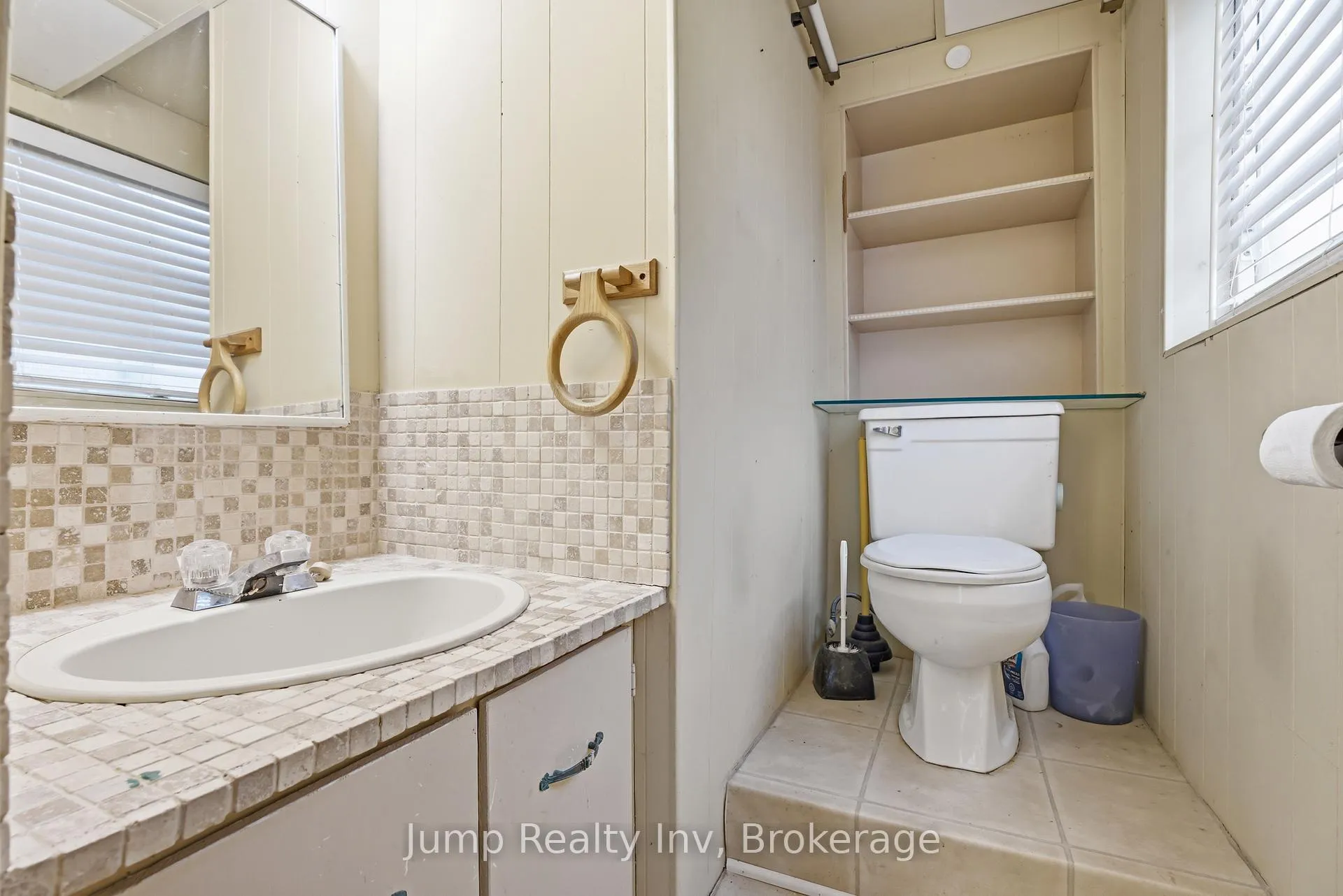 Photo 18 of 189 Fife Road, Guelph, Willow West/Sugarbush/West Acres — HOMEH