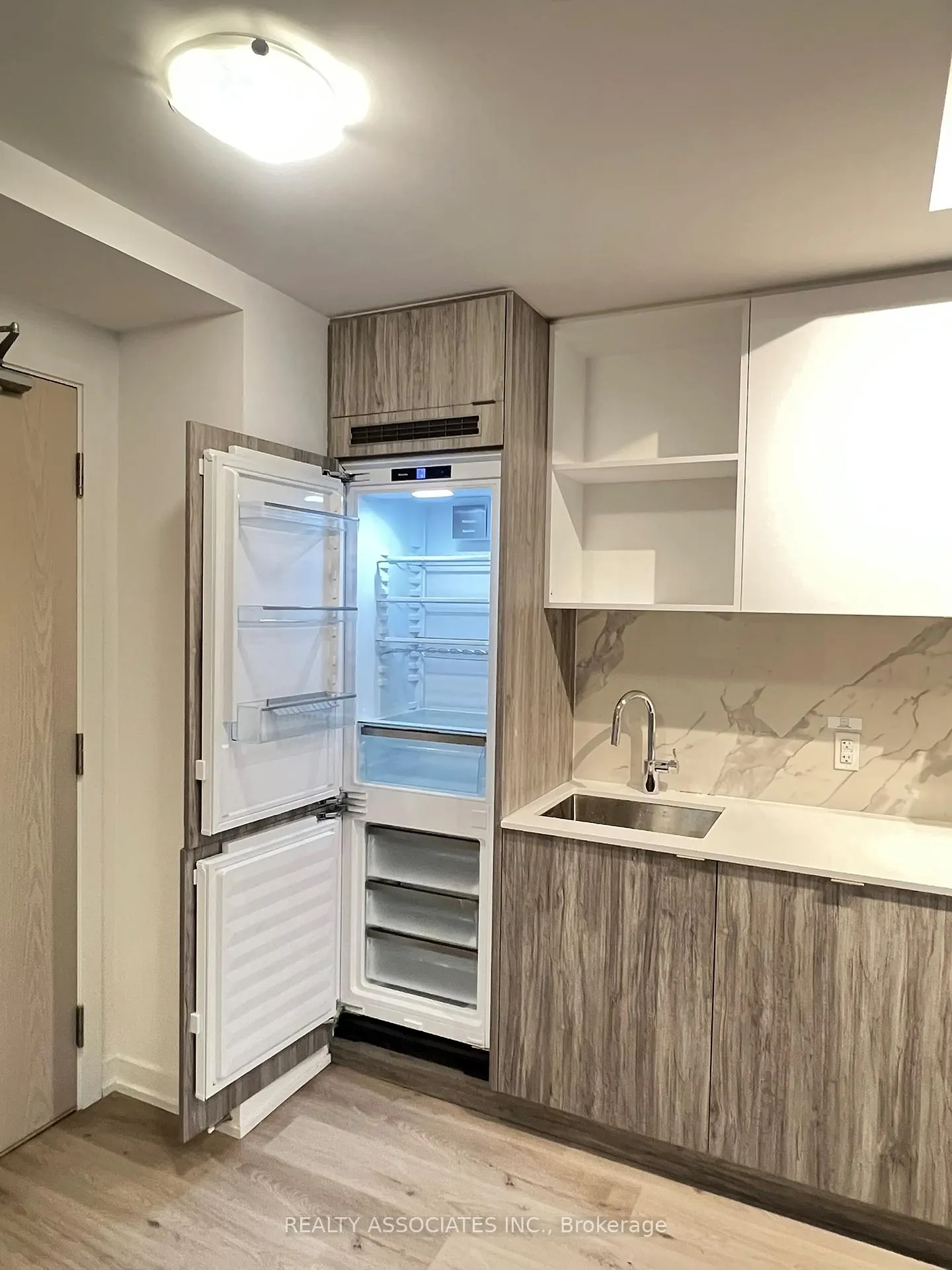 Photo 8 of Unit 5305, 138 Downes Street, Seguin, Waterfront Communities — HOMEH