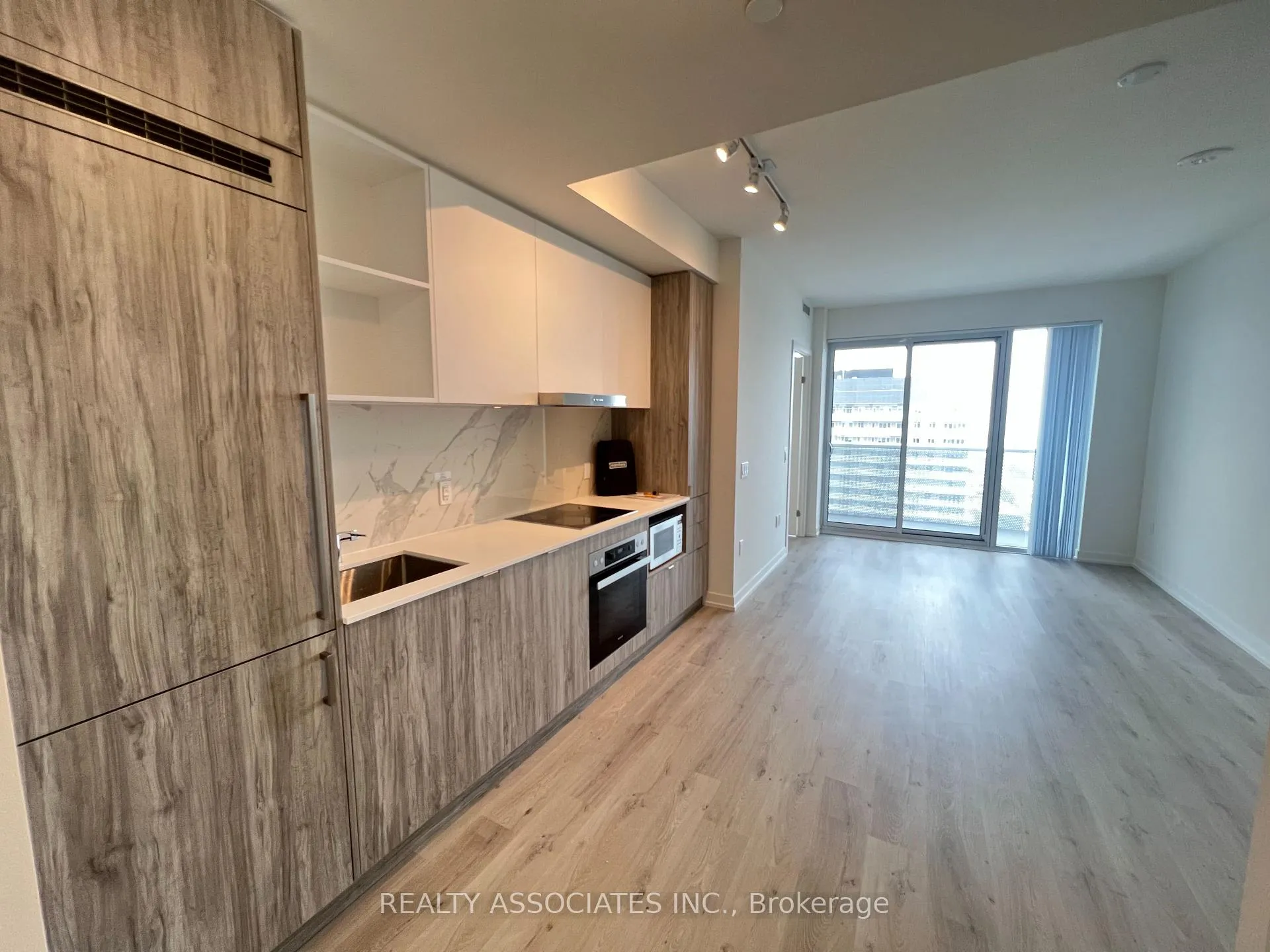 Photo 10 of Unit 5305, 138 Downes Street, Seguin, Waterfront Communities — HOMEH