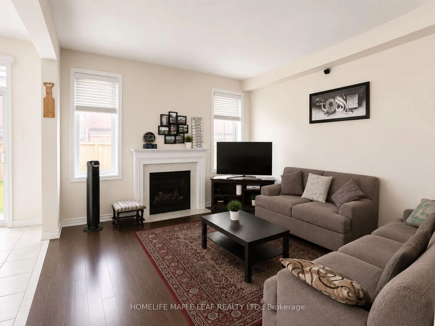 Photo 7 of 19 Vanwood Crescent, Brampton, Vales of Castlemore — HOMEH