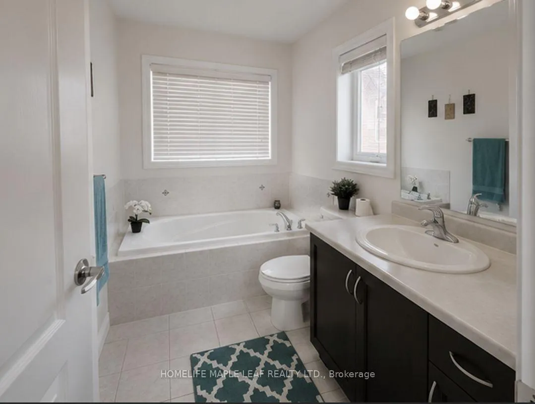 Photo 18 of 19 Vanwood Crescent, Brampton, Vales of Castlemore — HOMEH