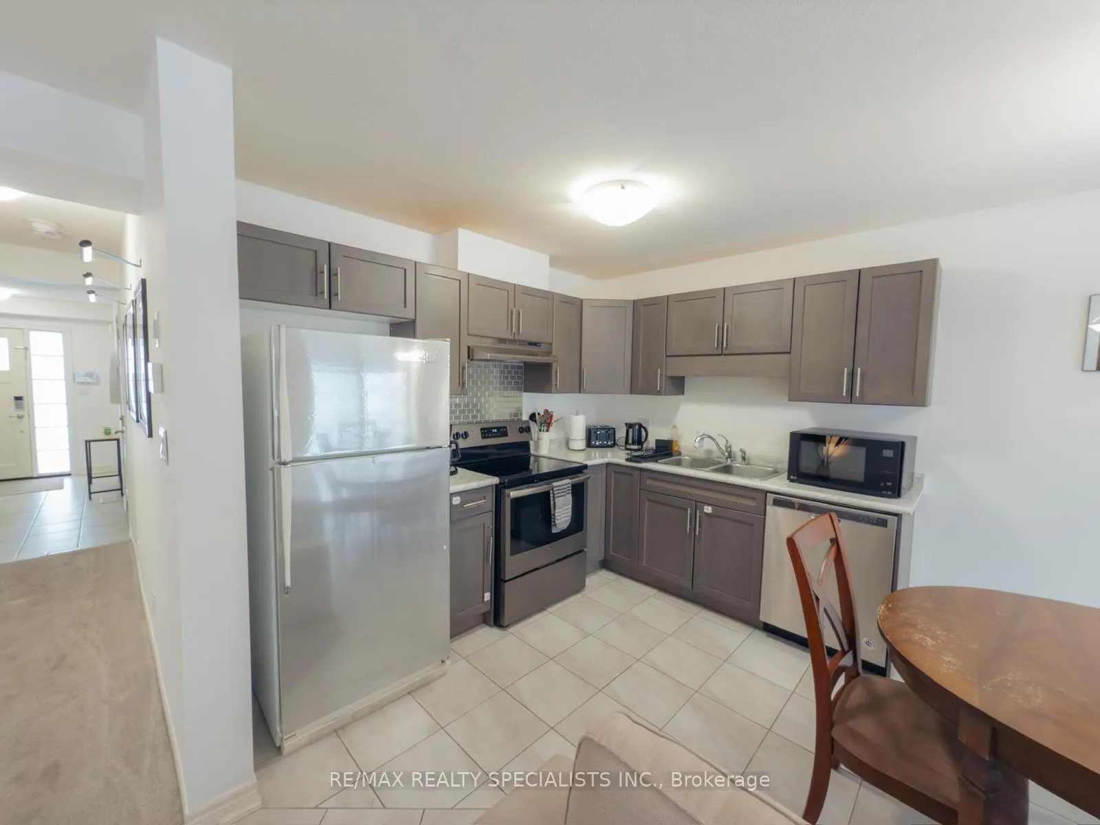 Photo 10 of 46 Haney Drive, Thorold, Hurricane/Merrittville — HOMEH