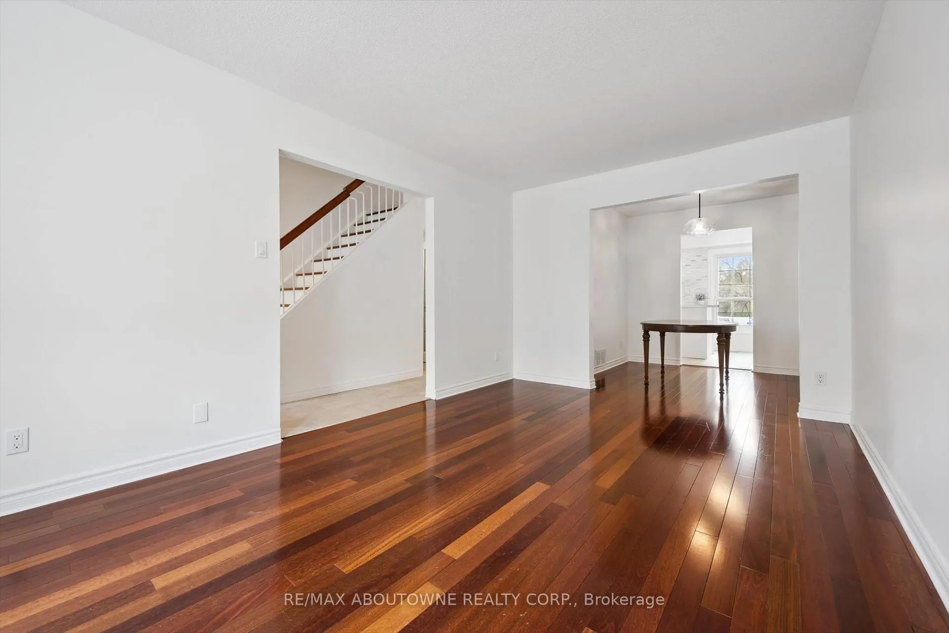 Photo 8 of Unit 41, 3041 Glencrest Road, Burlington, Roseland — HOMEH