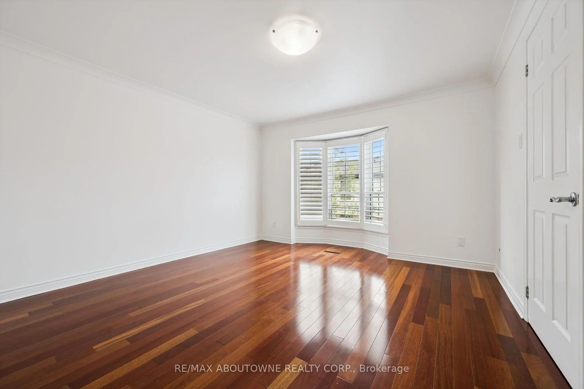 Photo 16 of Unit 41, 3041 Glencrest Road, Burlington, Roseland — HOMEH
