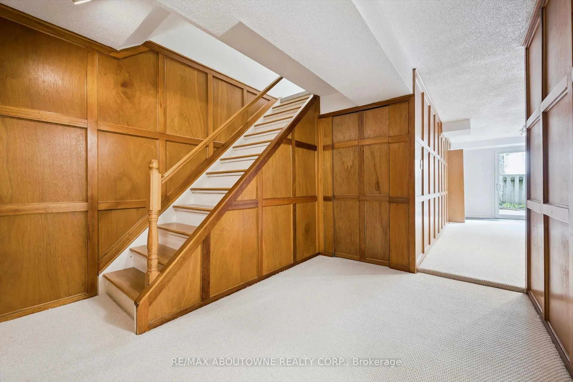Photo 25 of Unit 41, 3041 Glencrest Road, Burlington, Roseland — HOMEH