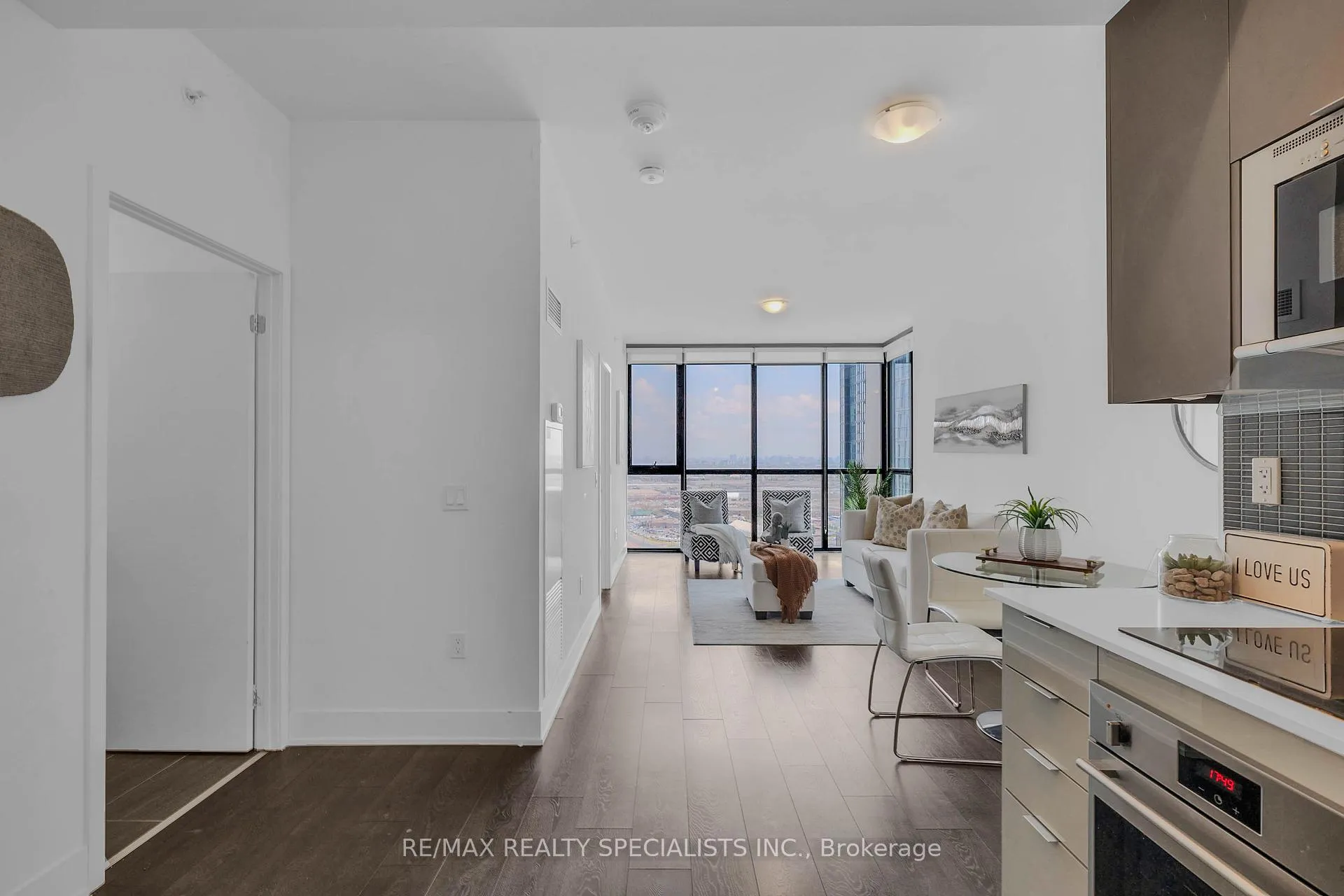 Photo 8 of Unit 2501, 2916 Highway 7, Vaughan, Concord — HOMEH