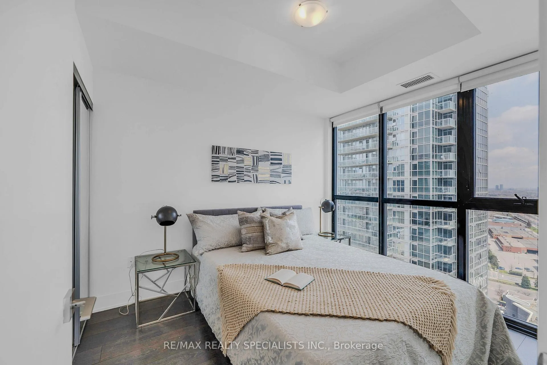 Photo 17 of Unit 2501, 2916 Highway 7, Vaughan, Concord — HOMEH