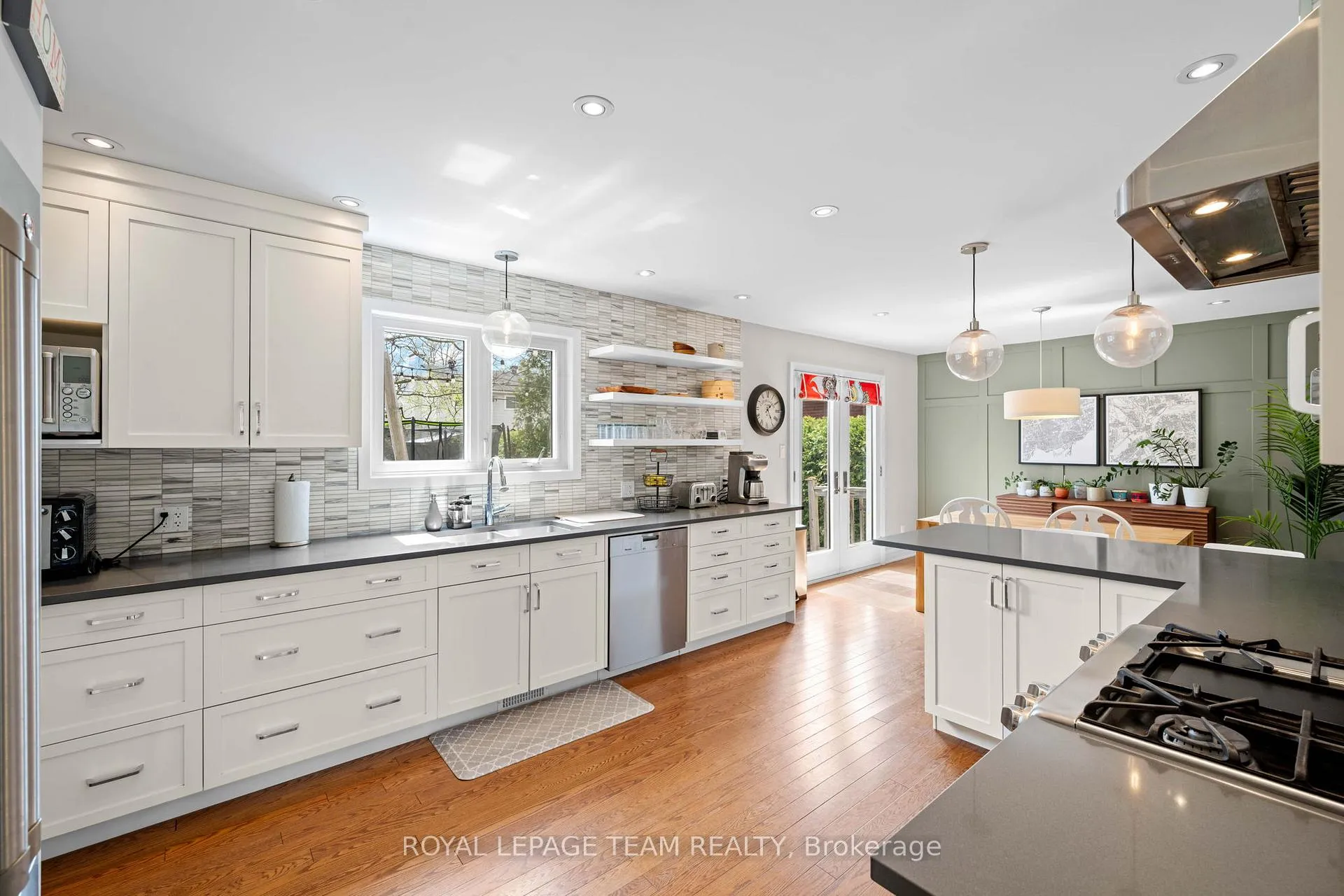 Photo 9 of 2064 Neepawa Avenue, Ottawa, Carlingwood — HOMEH