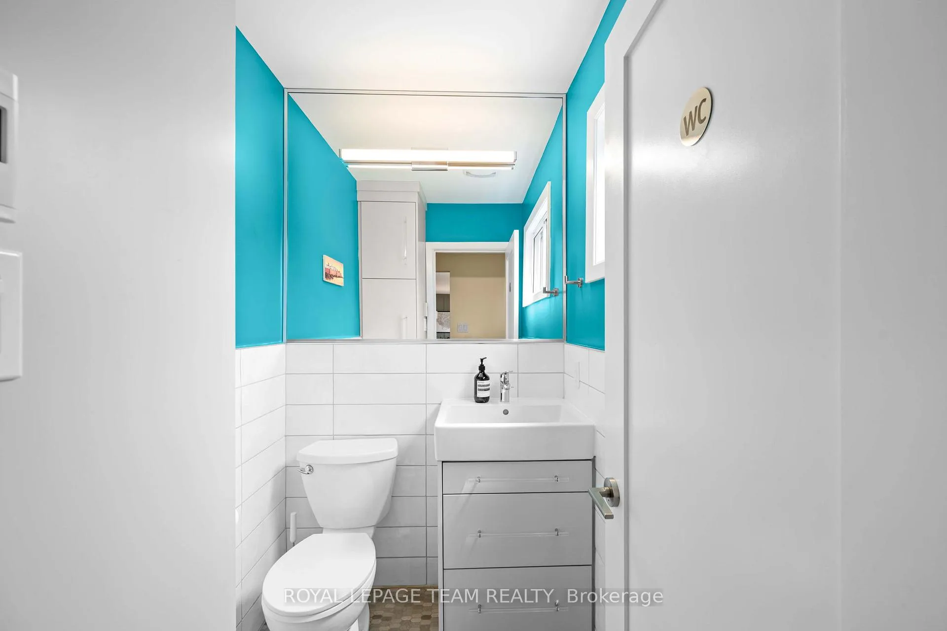 Photo 10 of 2064 Neepawa Avenue, Ottawa, Carlingwood — HOMEH