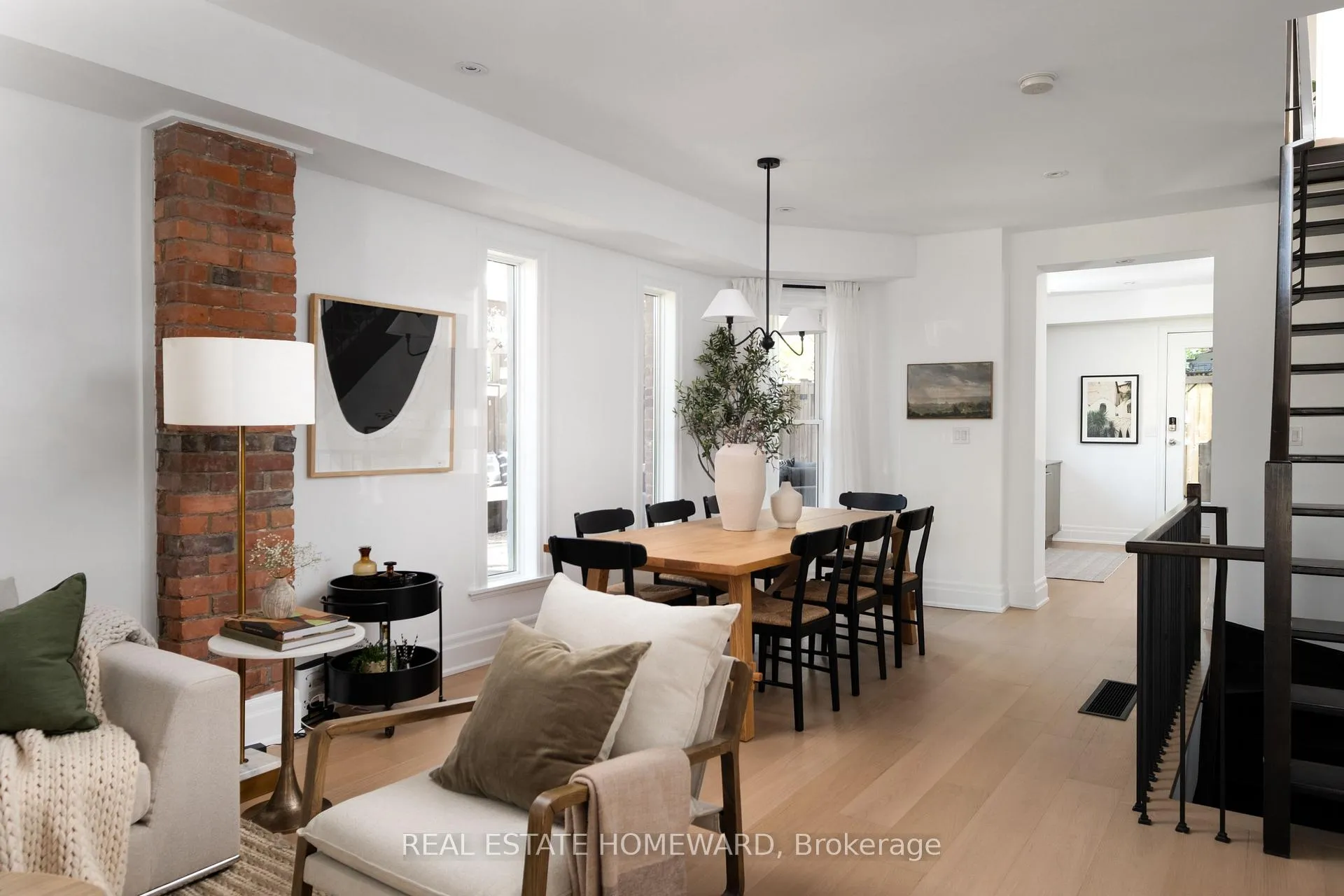 Photo 14 of 631 Logan Avenue, Toronto, North Riverdale — HOMEH