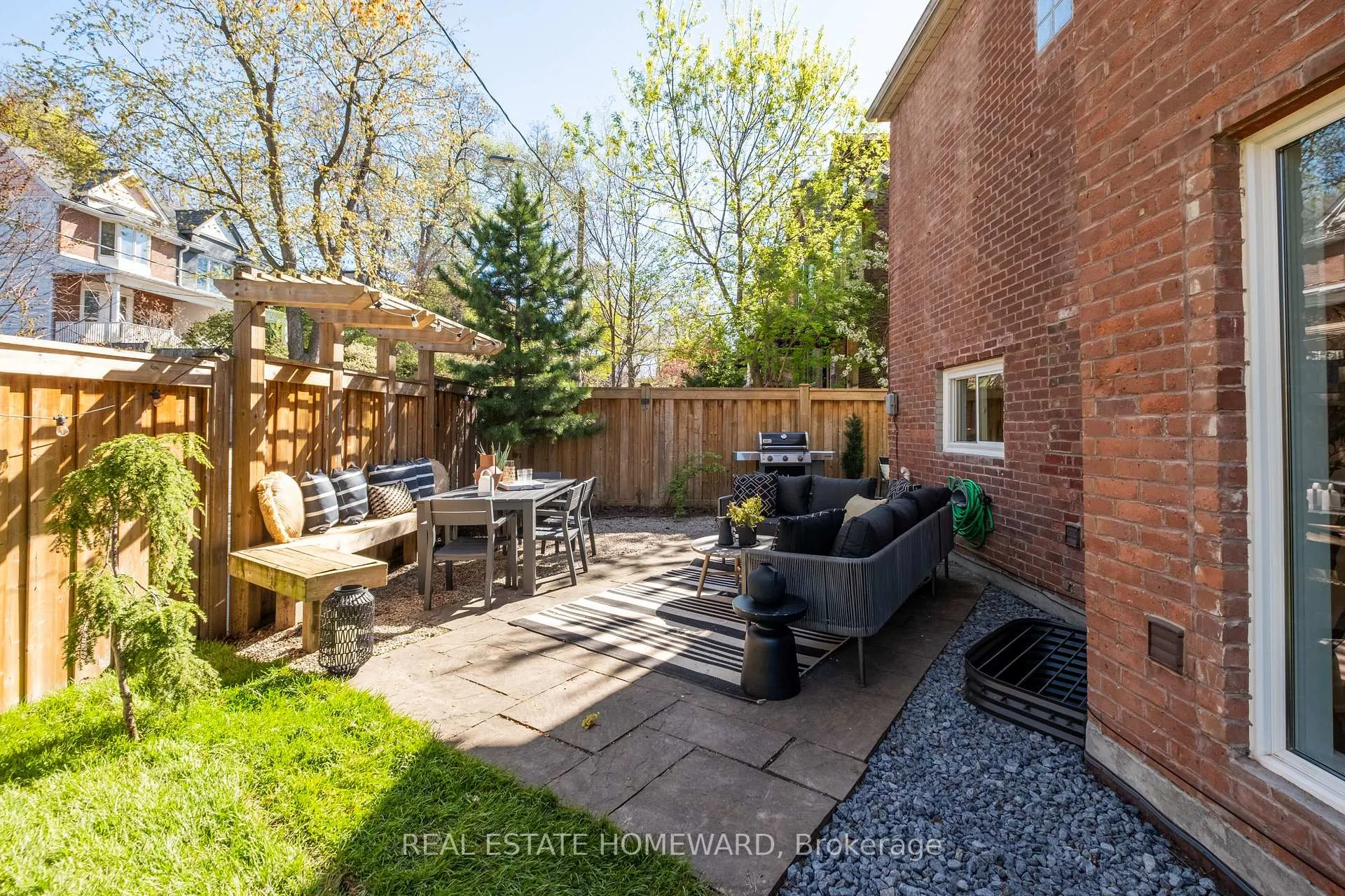 Photo 34 of 631 Logan Avenue, Toronto, North Riverdale — HOMEH