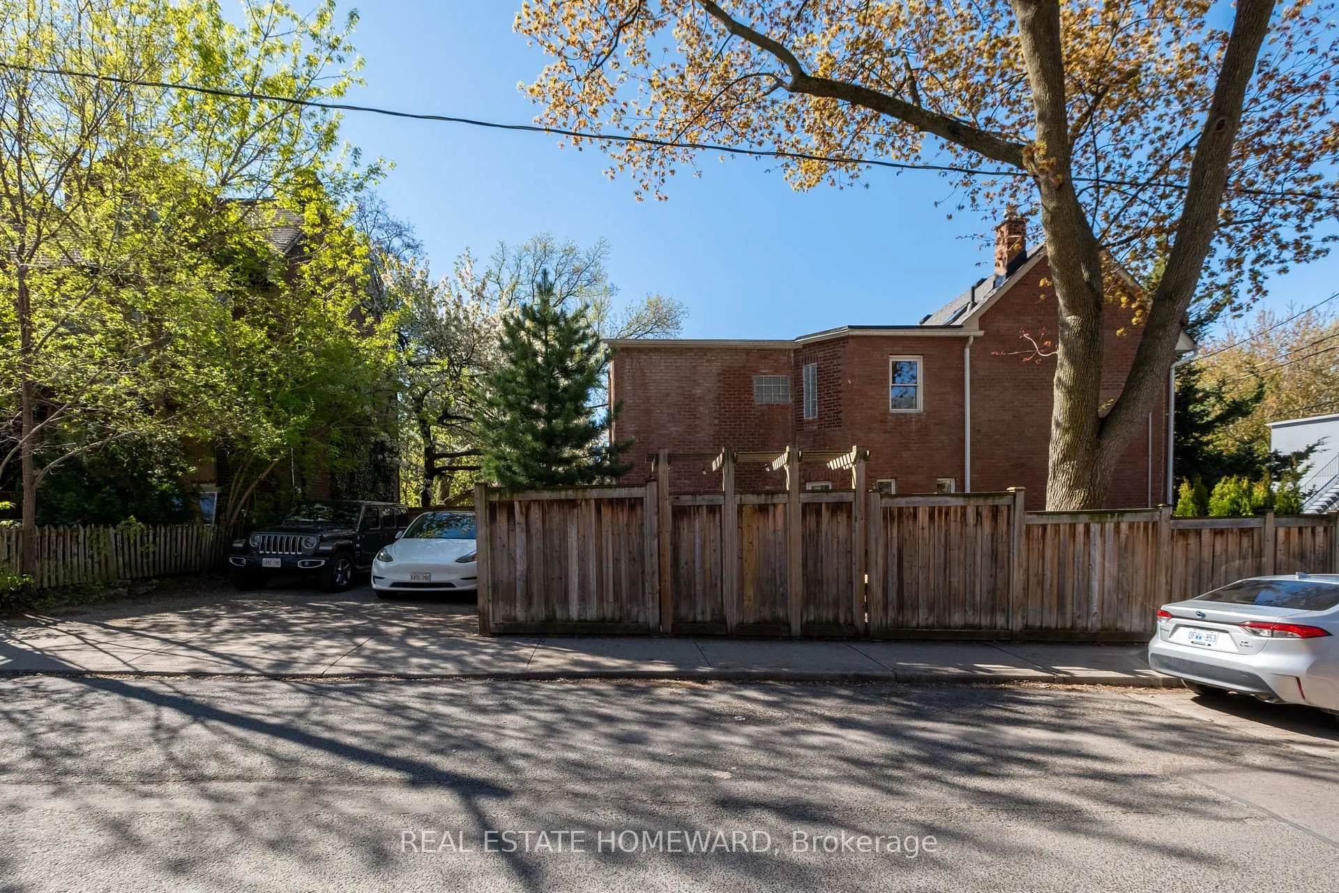Photo 40 of 631 Logan Avenue, Toronto, North Riverdale — HOMEH